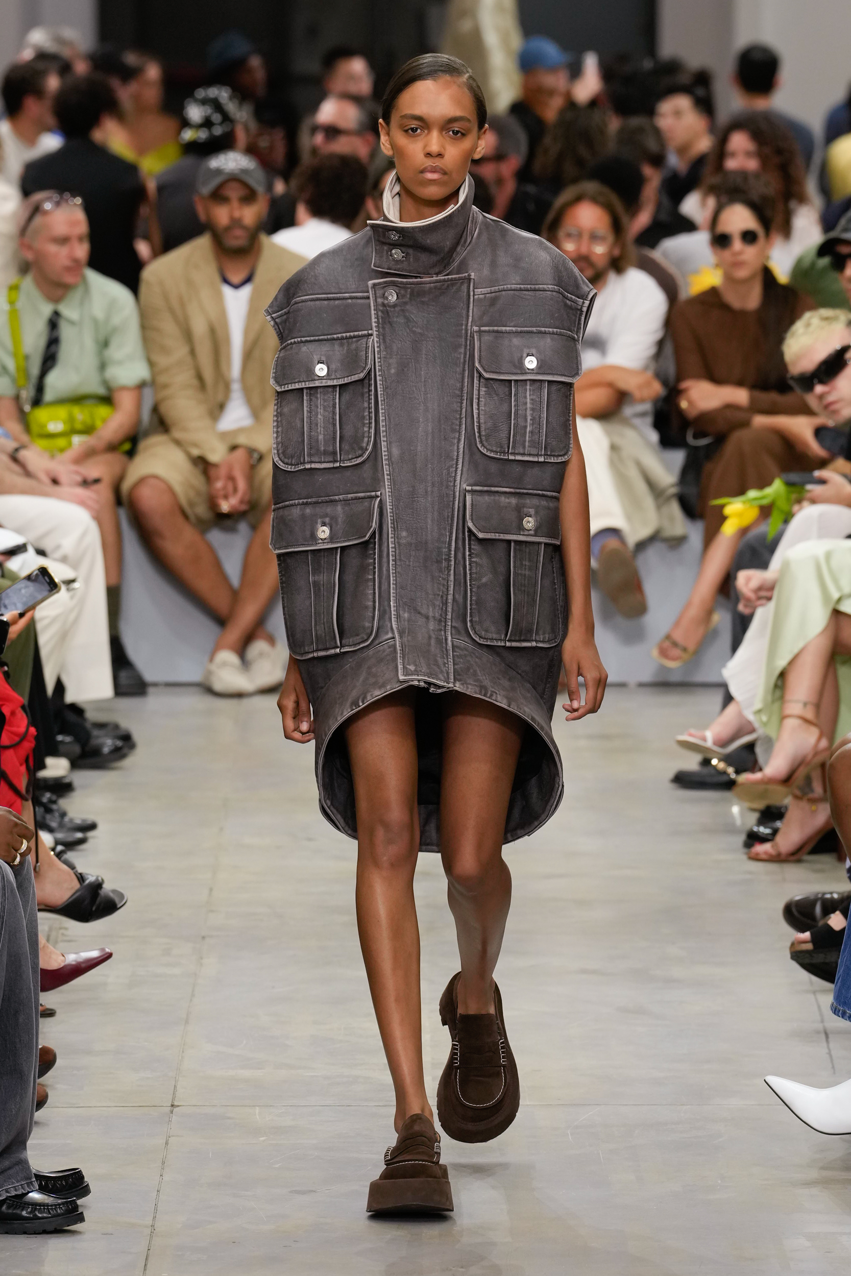 Jw Anderson  Spring 2025 Men's Fashion Show