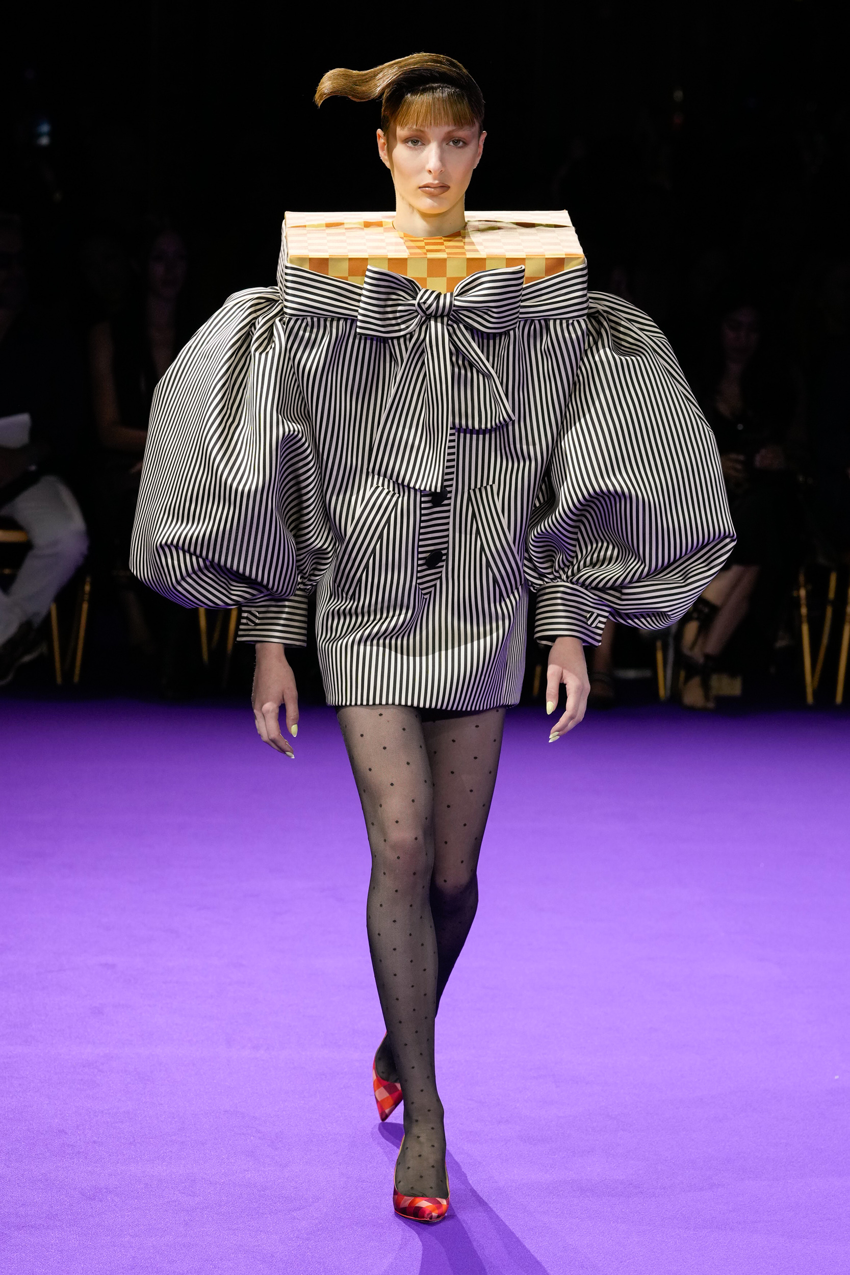 Viktor & Rolf Fall 2024 Couture Fashion Show