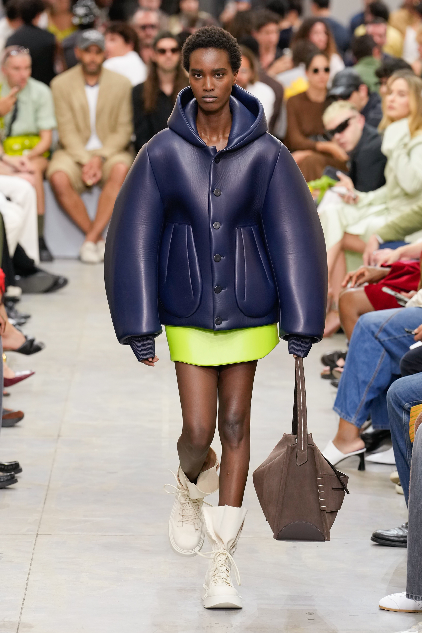 Jw Anderson  Spring 2025 Men's Fashion Show