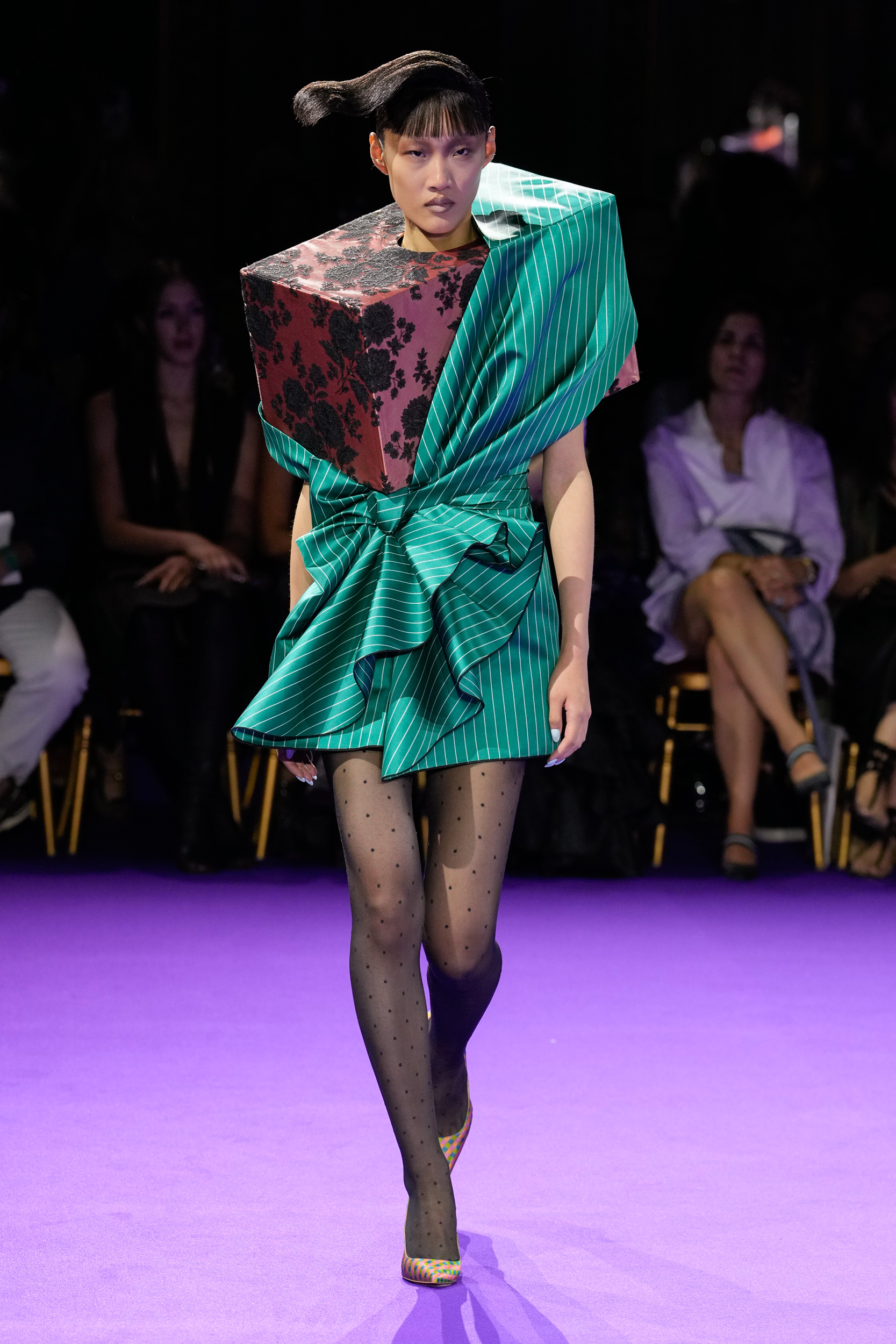 Viktor & Rolf Fall 2024 Couture Fashion Show