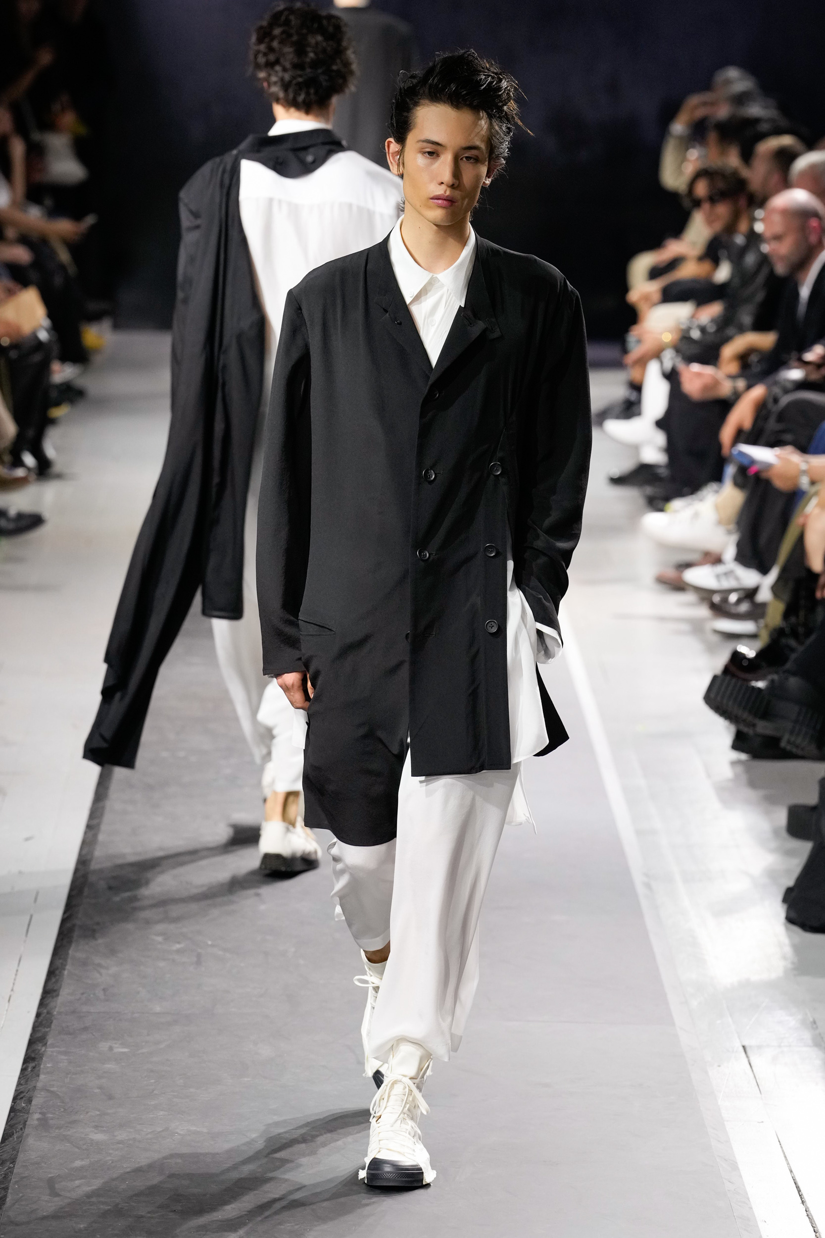 Yohji Yamamoto  Spring 2025 Men's Fashion Show