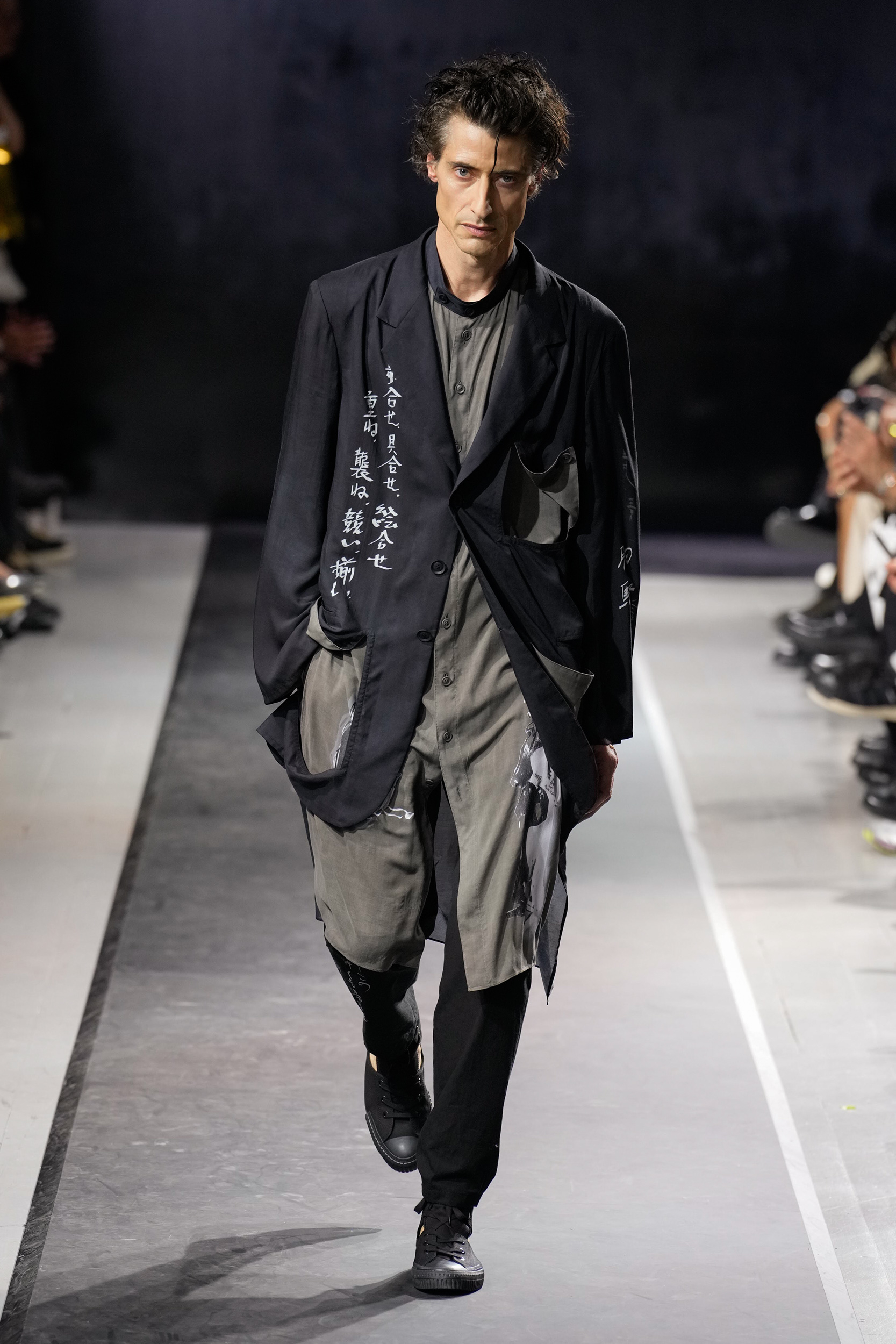 Yohji Yamamoto  Spring 2025 Men's Fashion Show