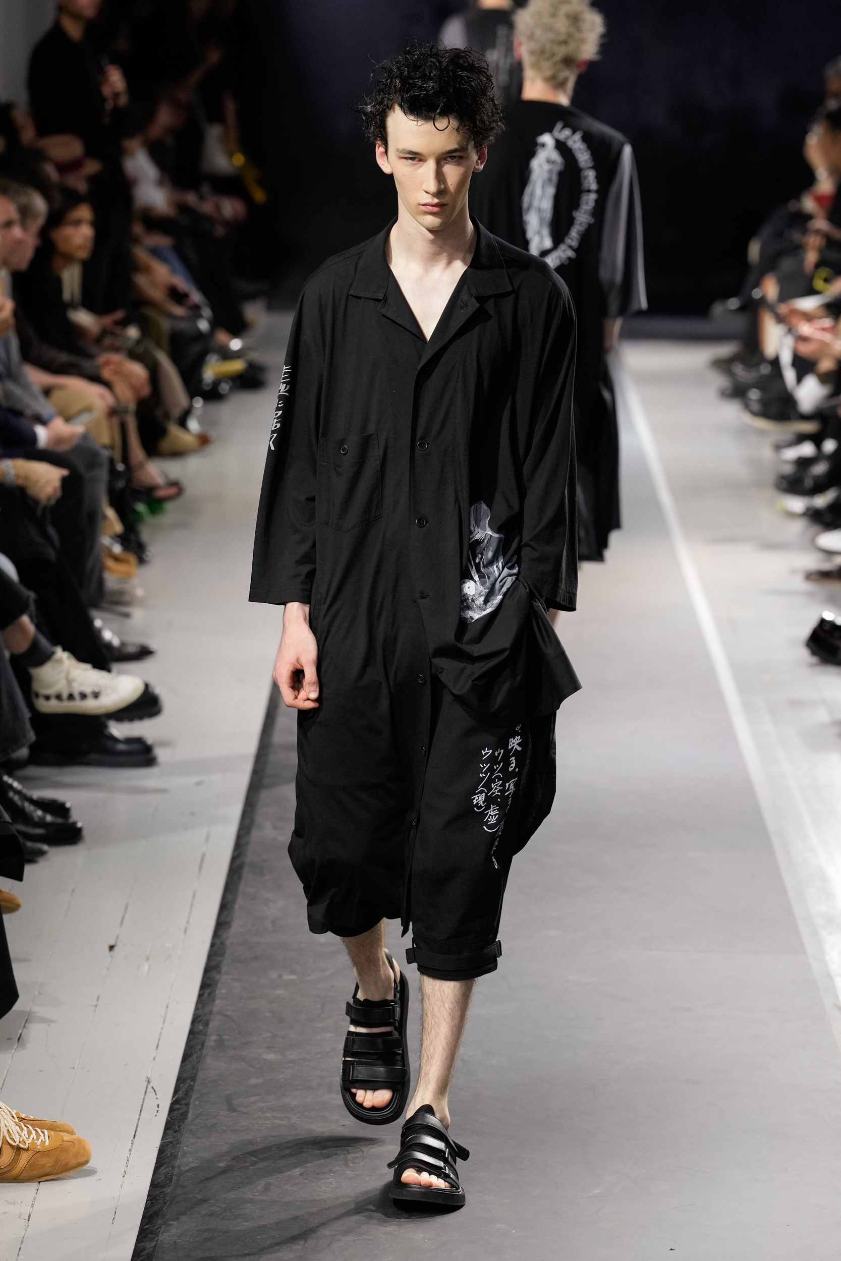 Yohji Yamamoto  Spring 2025 Men's Fashion Show