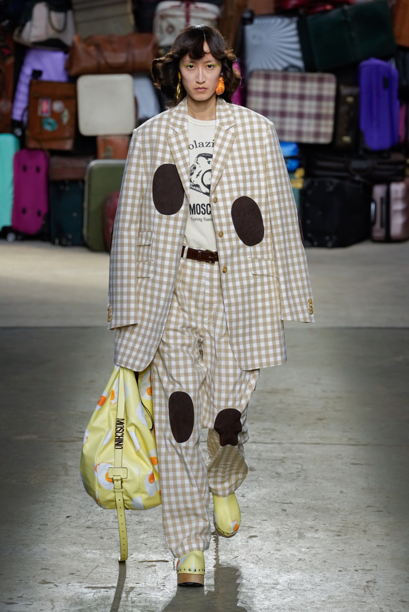 Moschino  Spring 2025 Men's Fashion Show