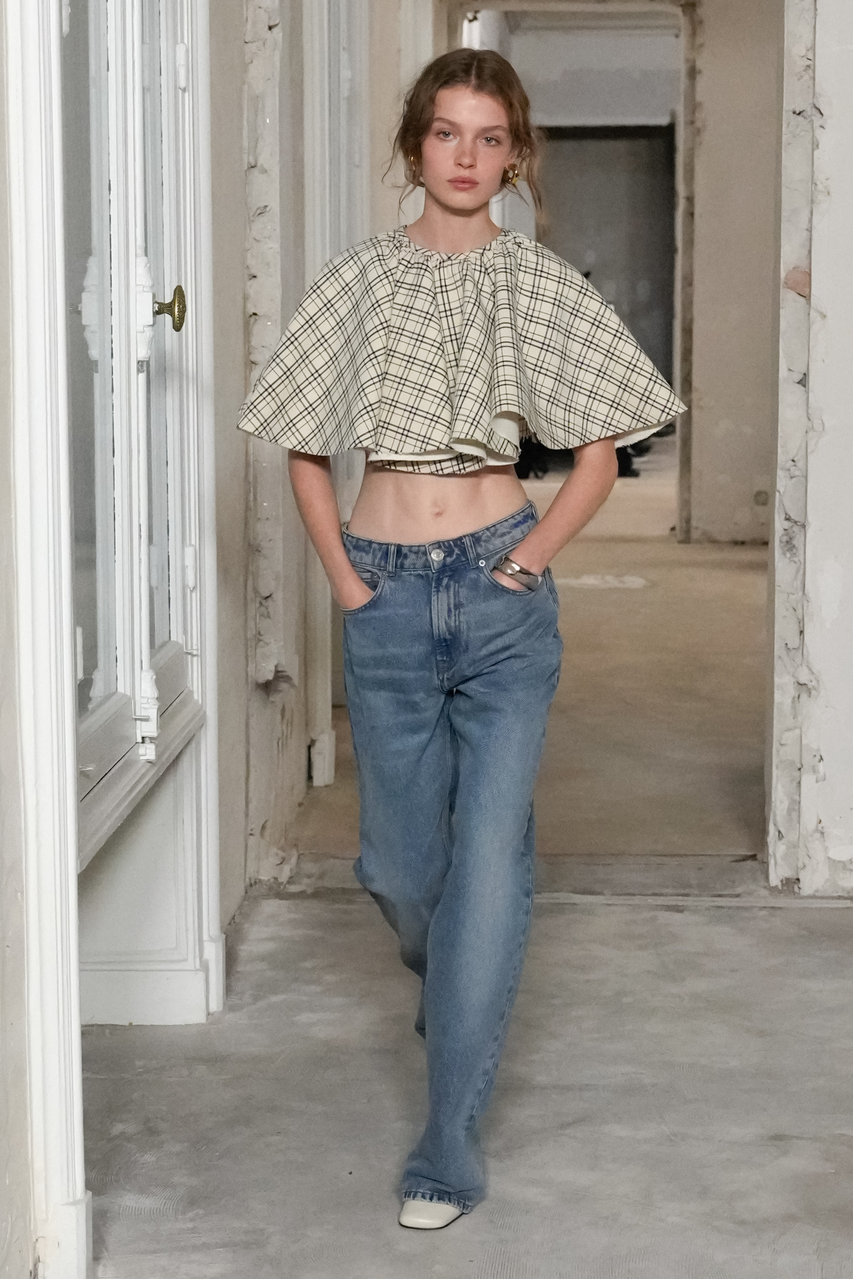 Ami Paris  Spring 2025 Men's Fashion Show