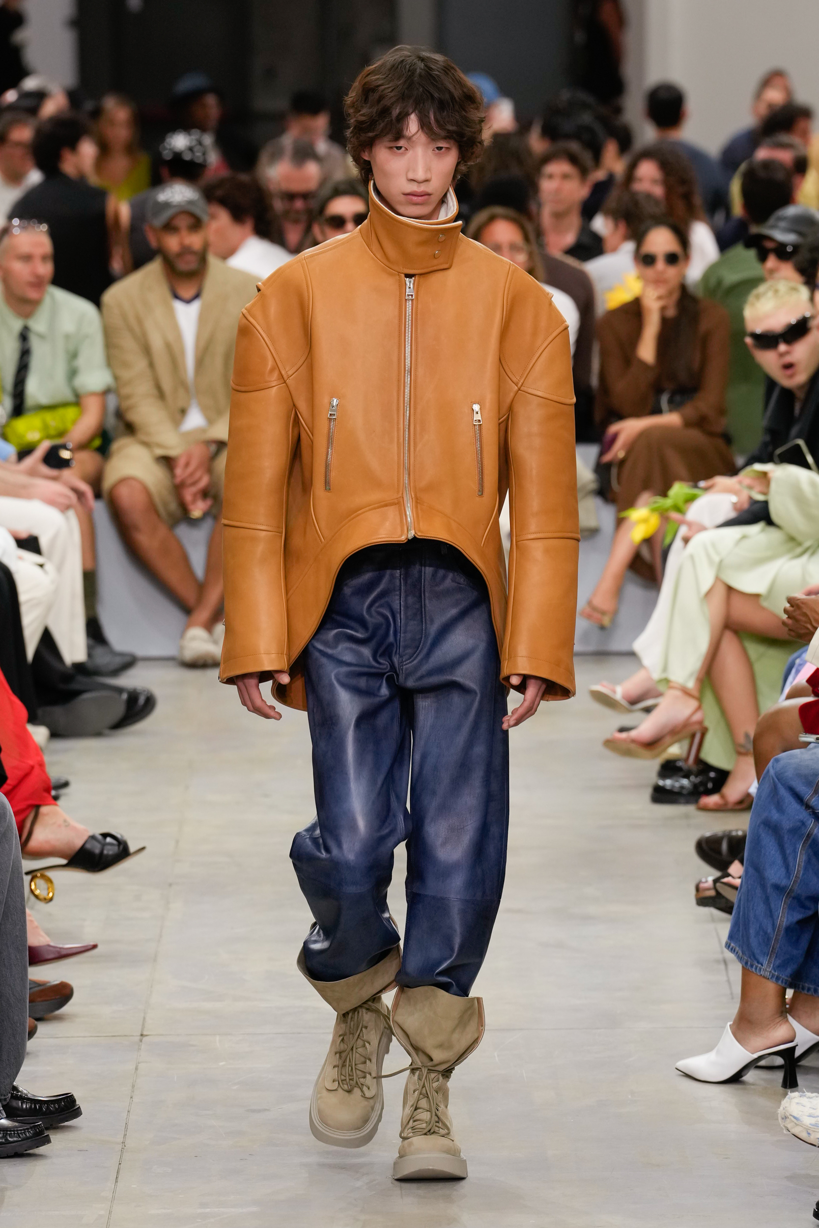 Jw Anderson  Spring 2025 Men's Fashion Show