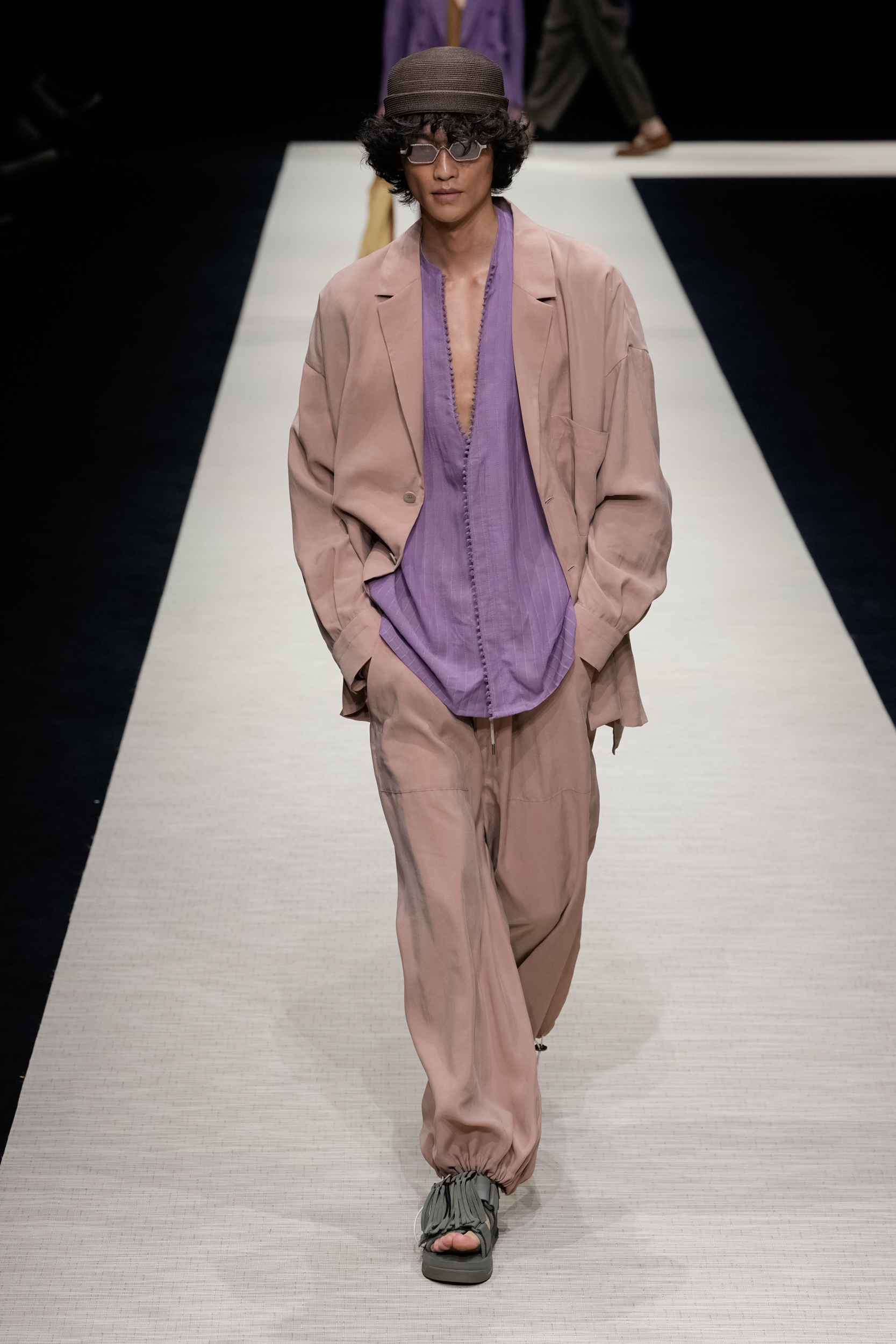 Emporio Armani  Spring 2025 Men's Fashion Show