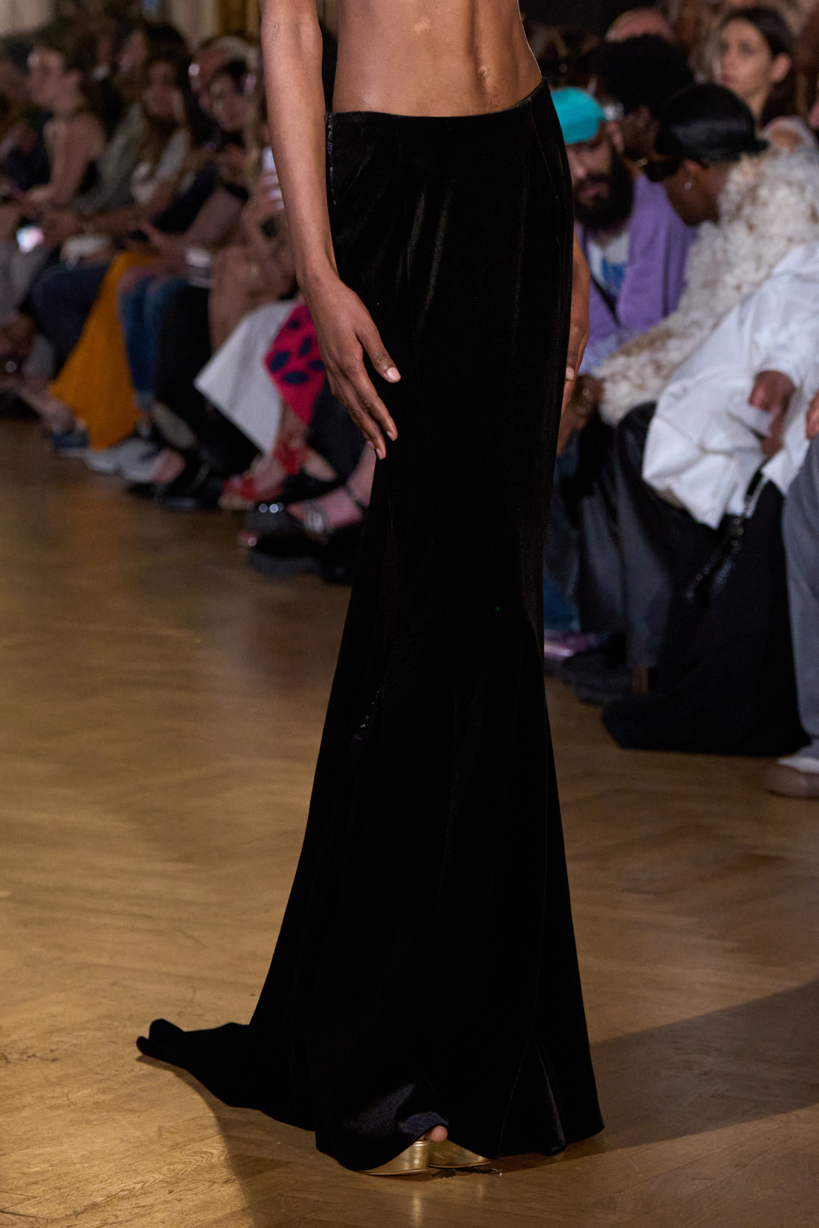 Robert Abi Nader Fall 2024 Couture Fashion Show Details