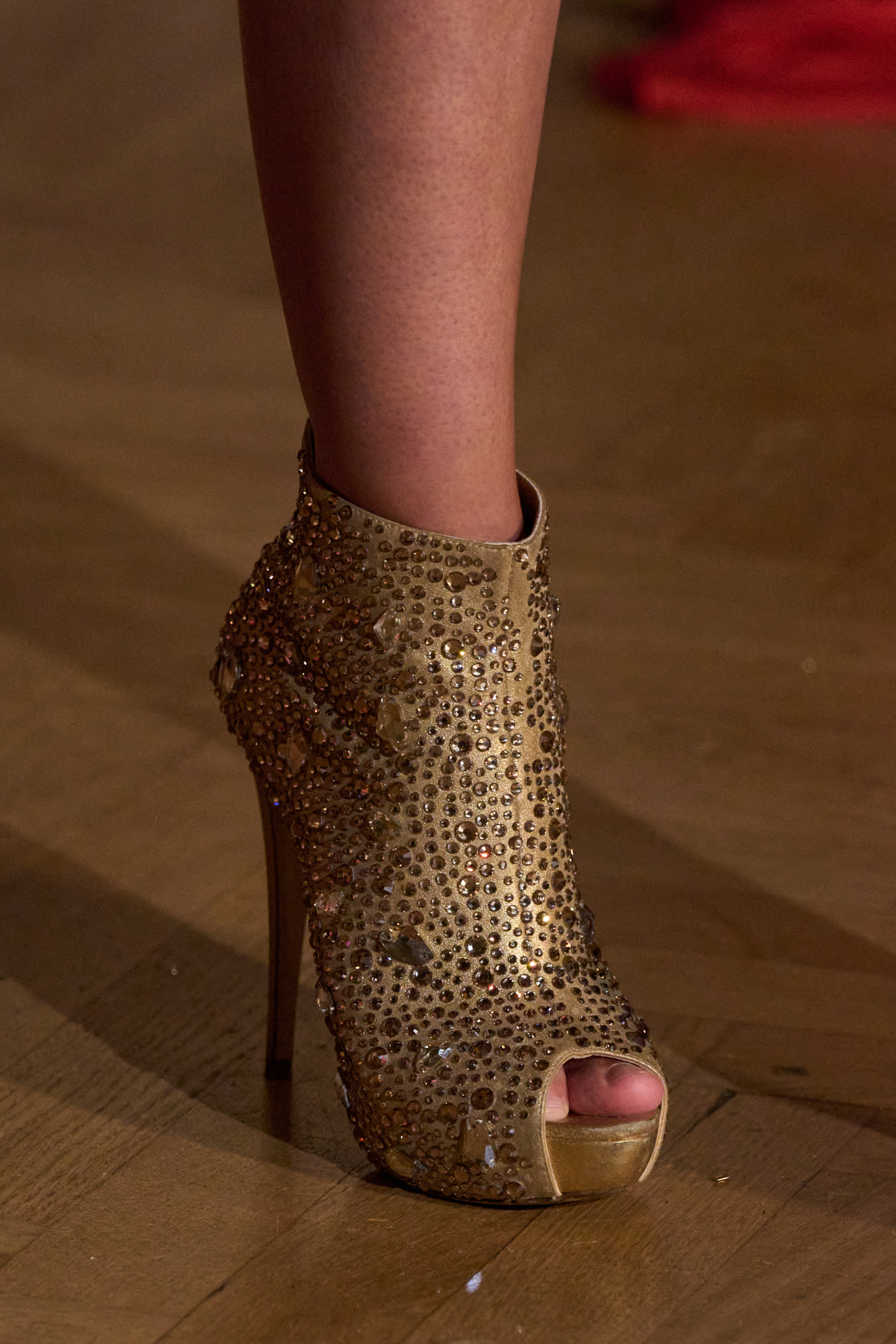 Robert Abi Nader Fall 2024 Couture Fashion Show Details