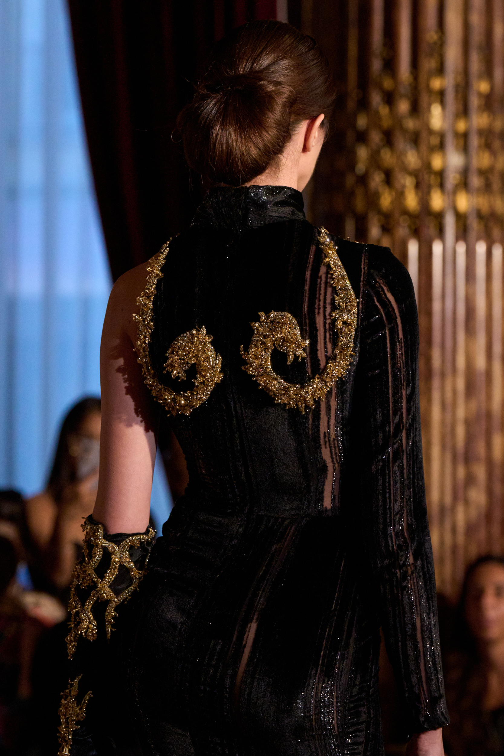 Robert Abi Nader Fall 2024 Couture Fashion Show Details