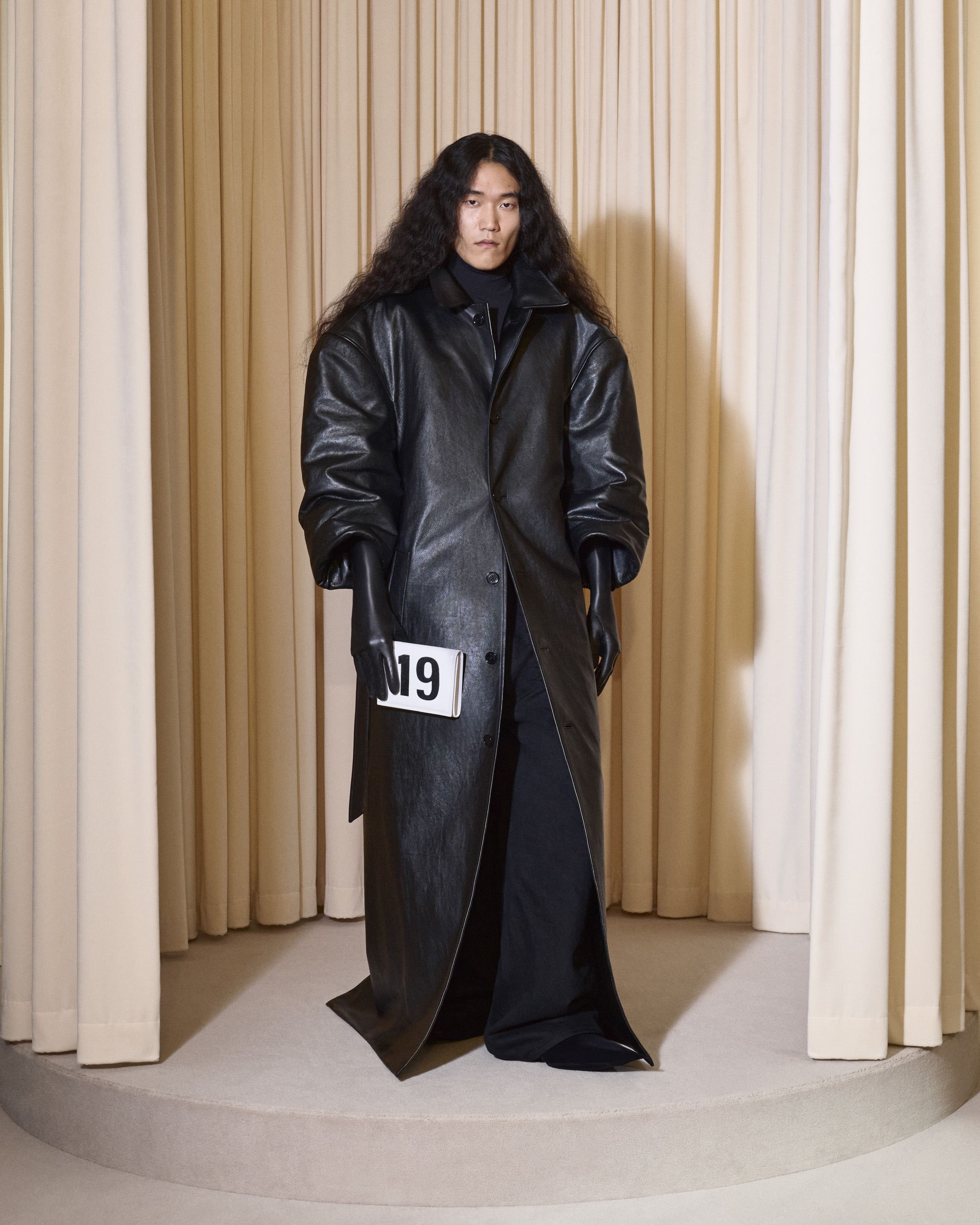 Balenciaga Fall 2024 Couture Fashion Show