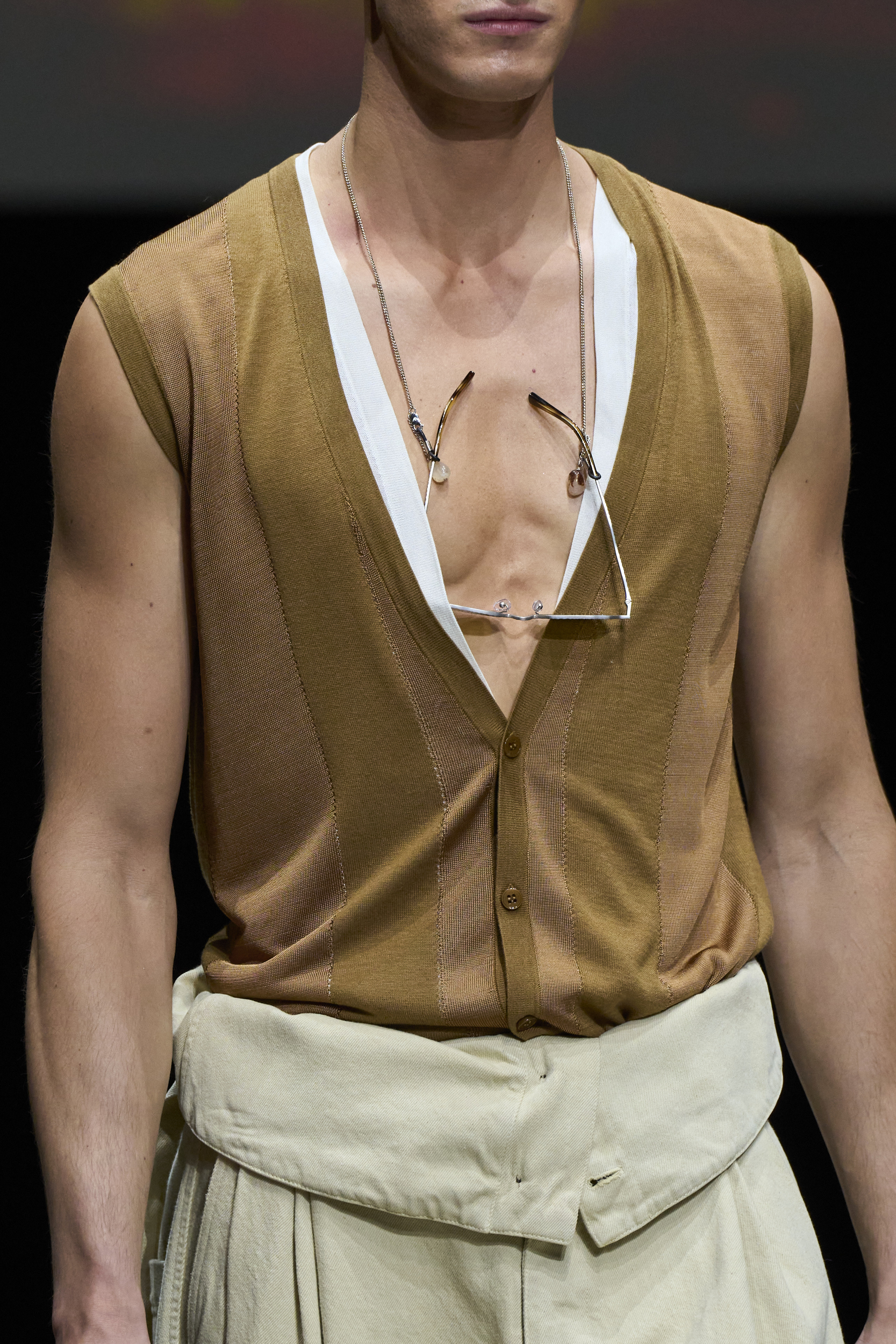 Emporio Armani  Spring 2025 Men's Fashion Show Details