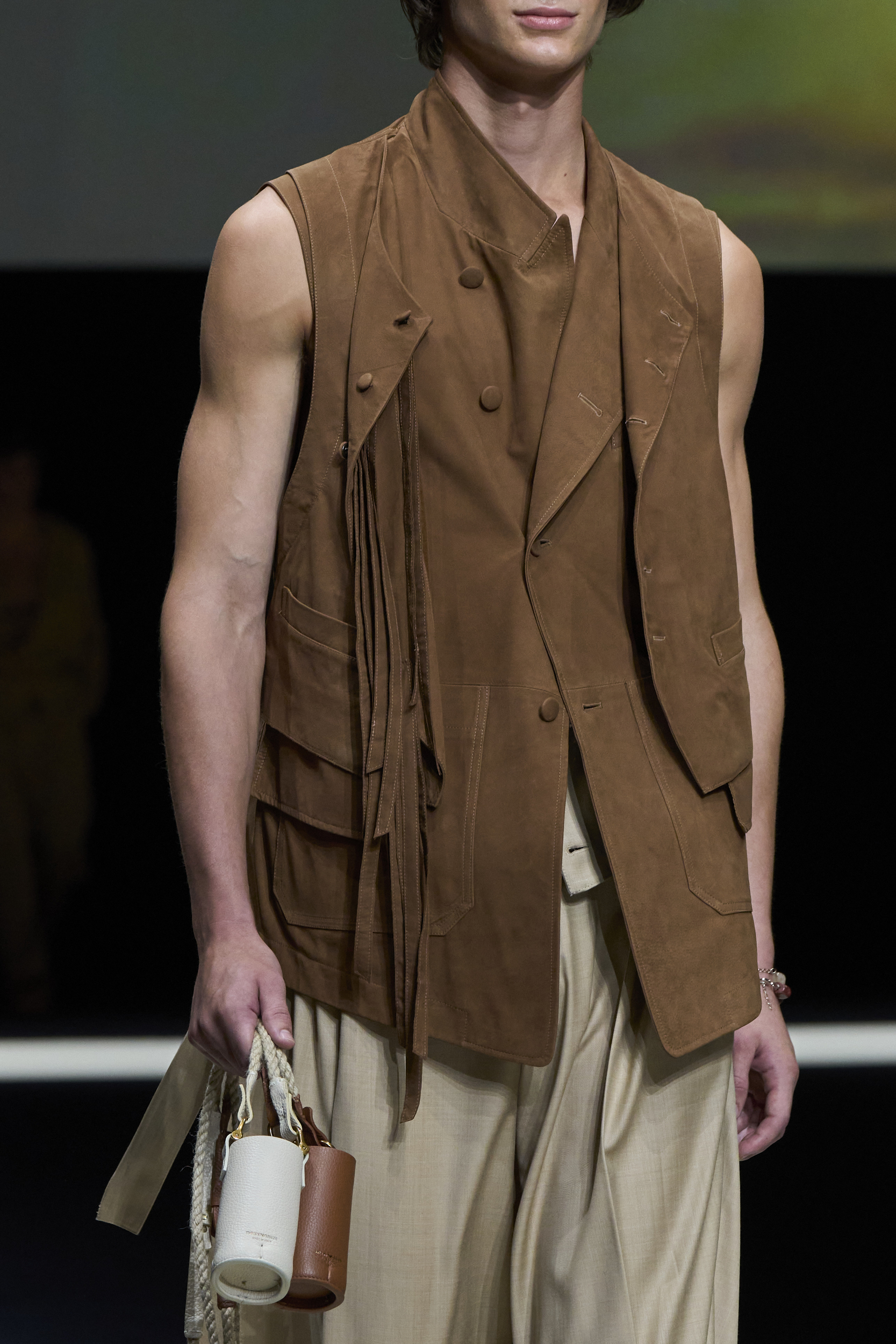 Emporio Armani  Spring 2025 Men's Fashion Show Details