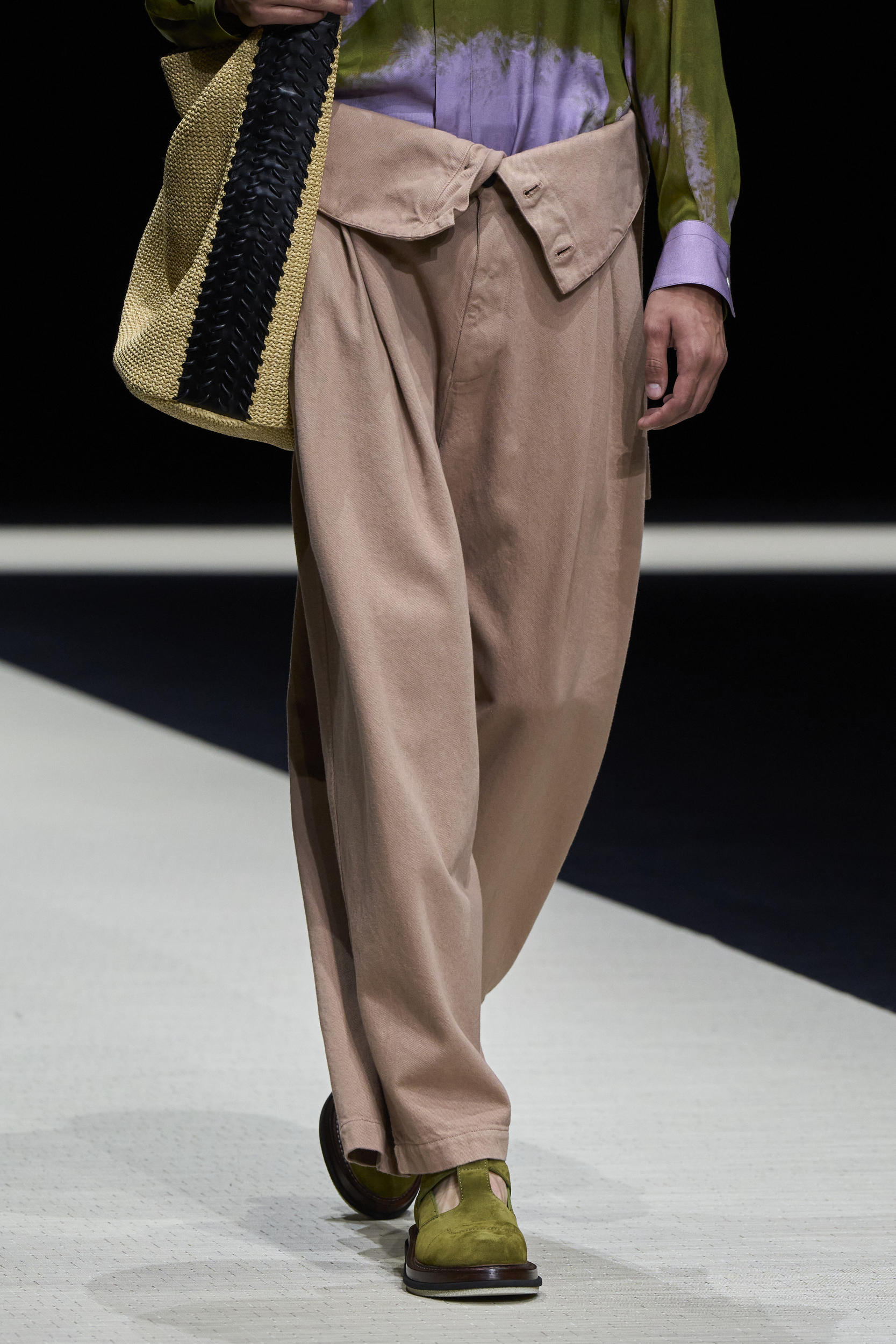 Emporio Armani  Spring 2025 Men's Fashion Show Details