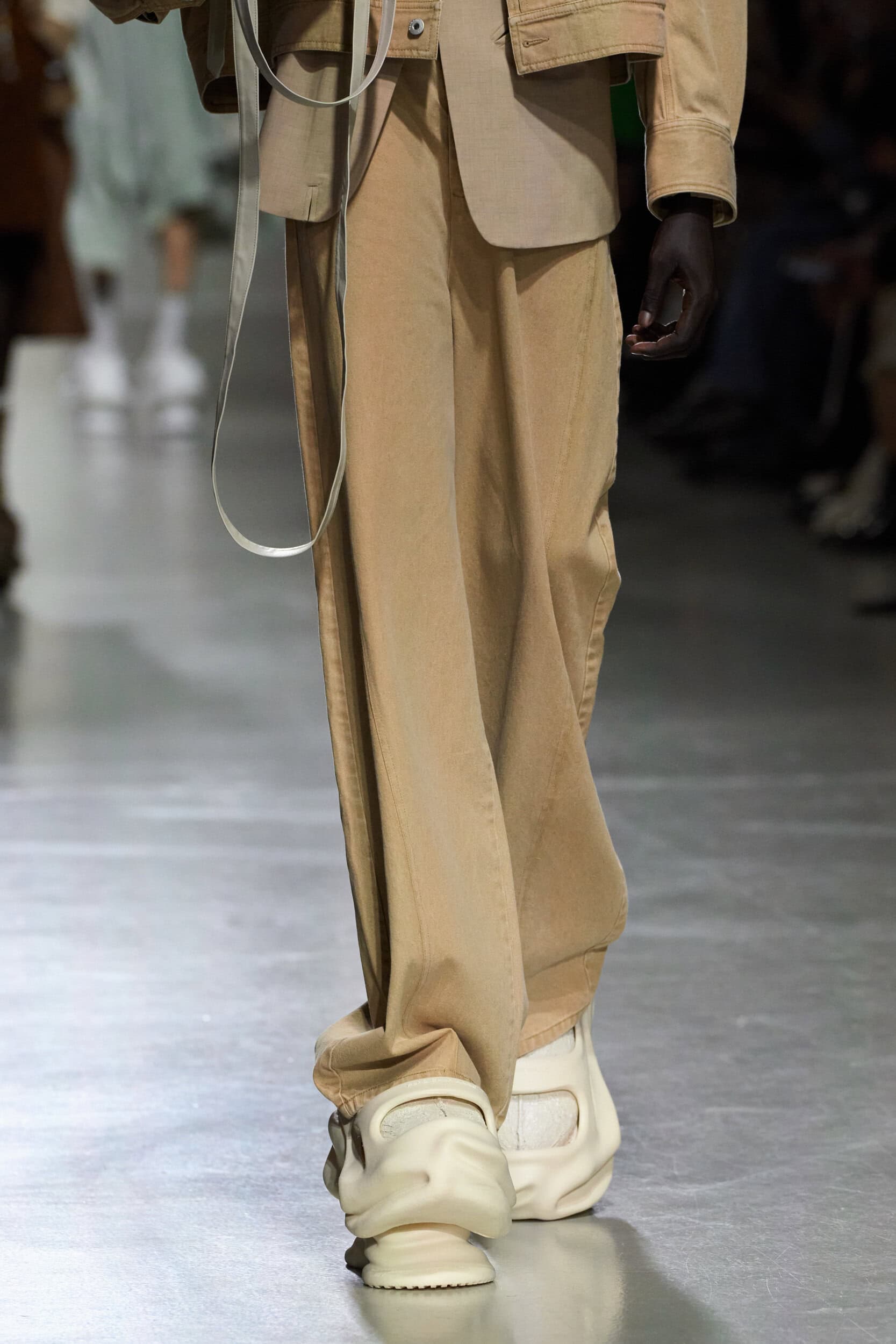 Feng Chen Wang  Spring 2025 Men's Fashion Show Details