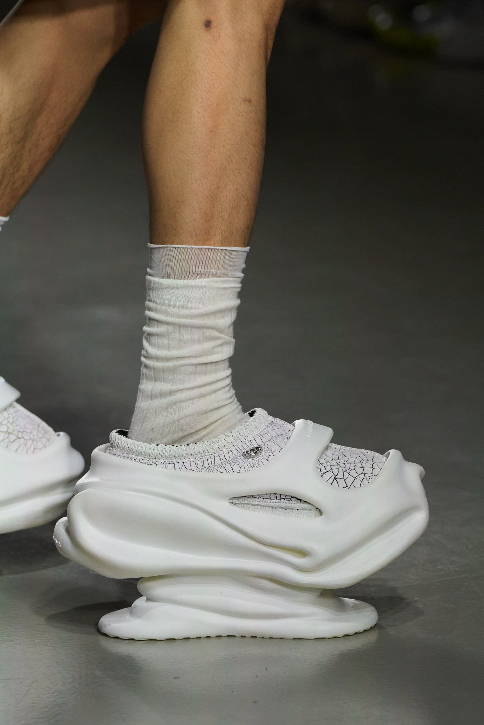 Feng Chen Wang  Spring 2025 Men's Fashion Show Details