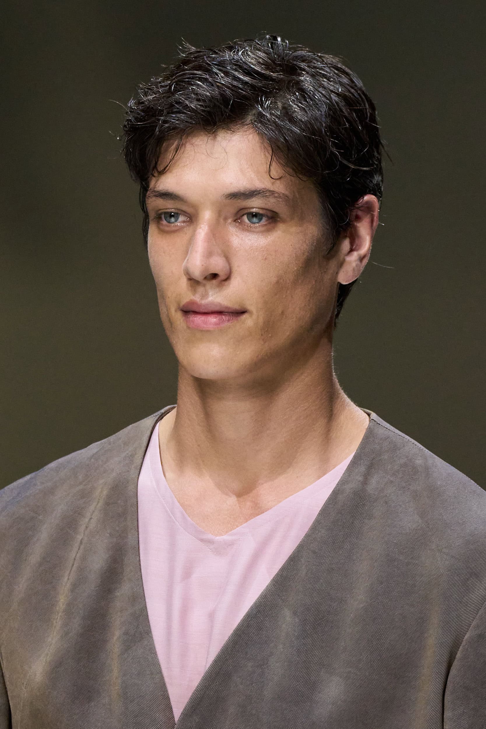 Giorgio Armani  Spring 2025 Men's Fashion Show Details