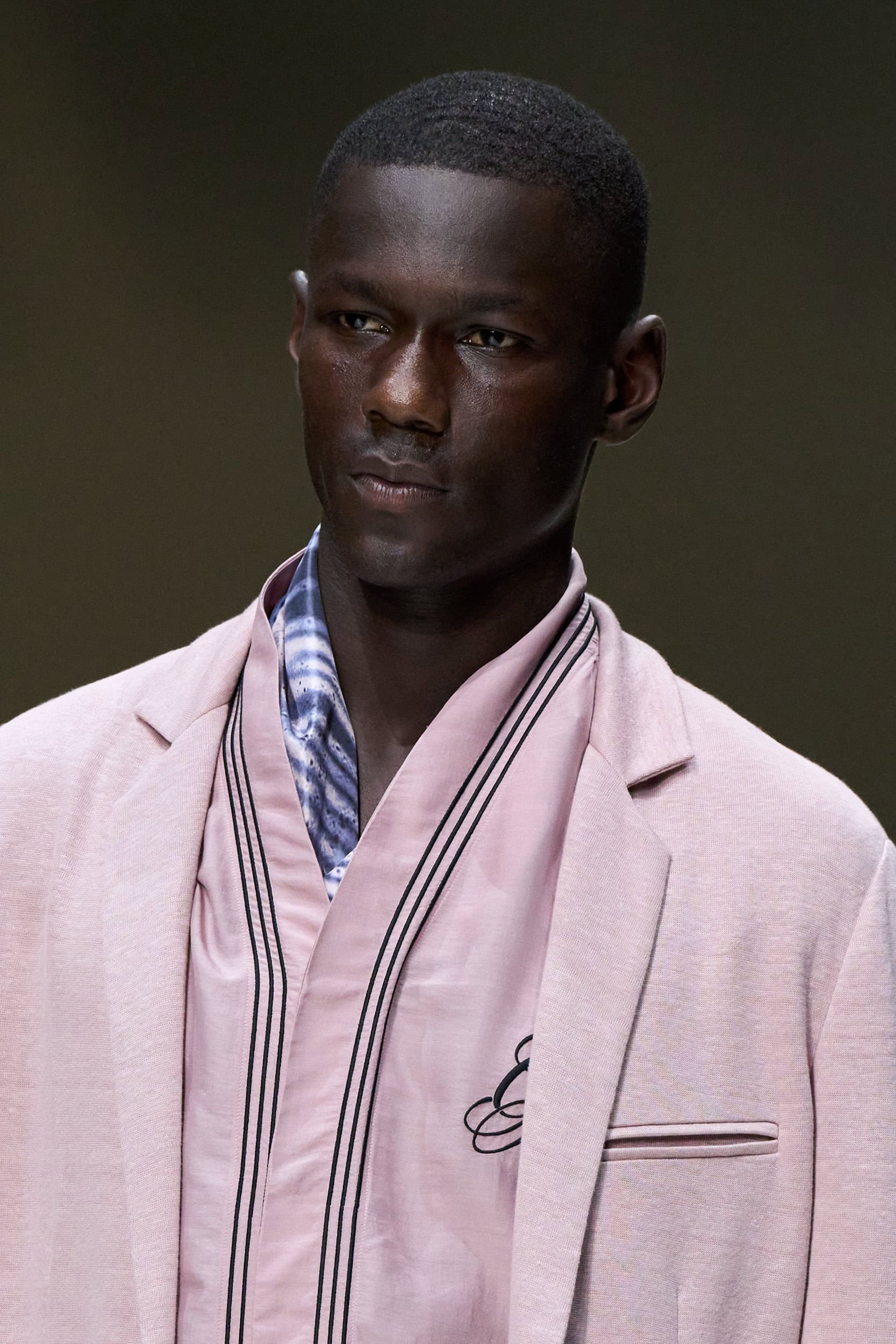 Giorgio Armani  Spring 2025 Men's Fashion Show Details