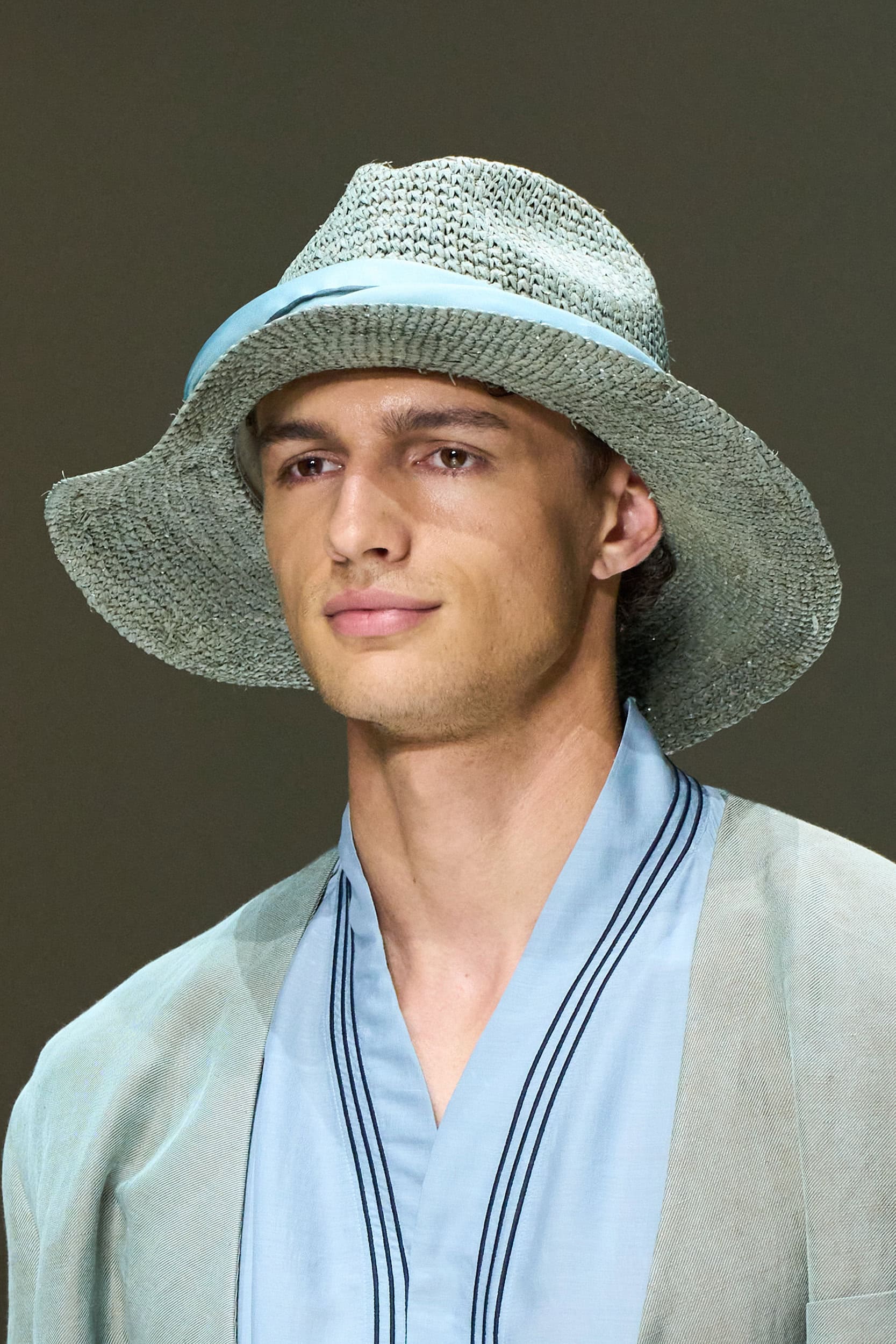 Giorgio Armani  Spring 2025 Men's Fashion Show Details