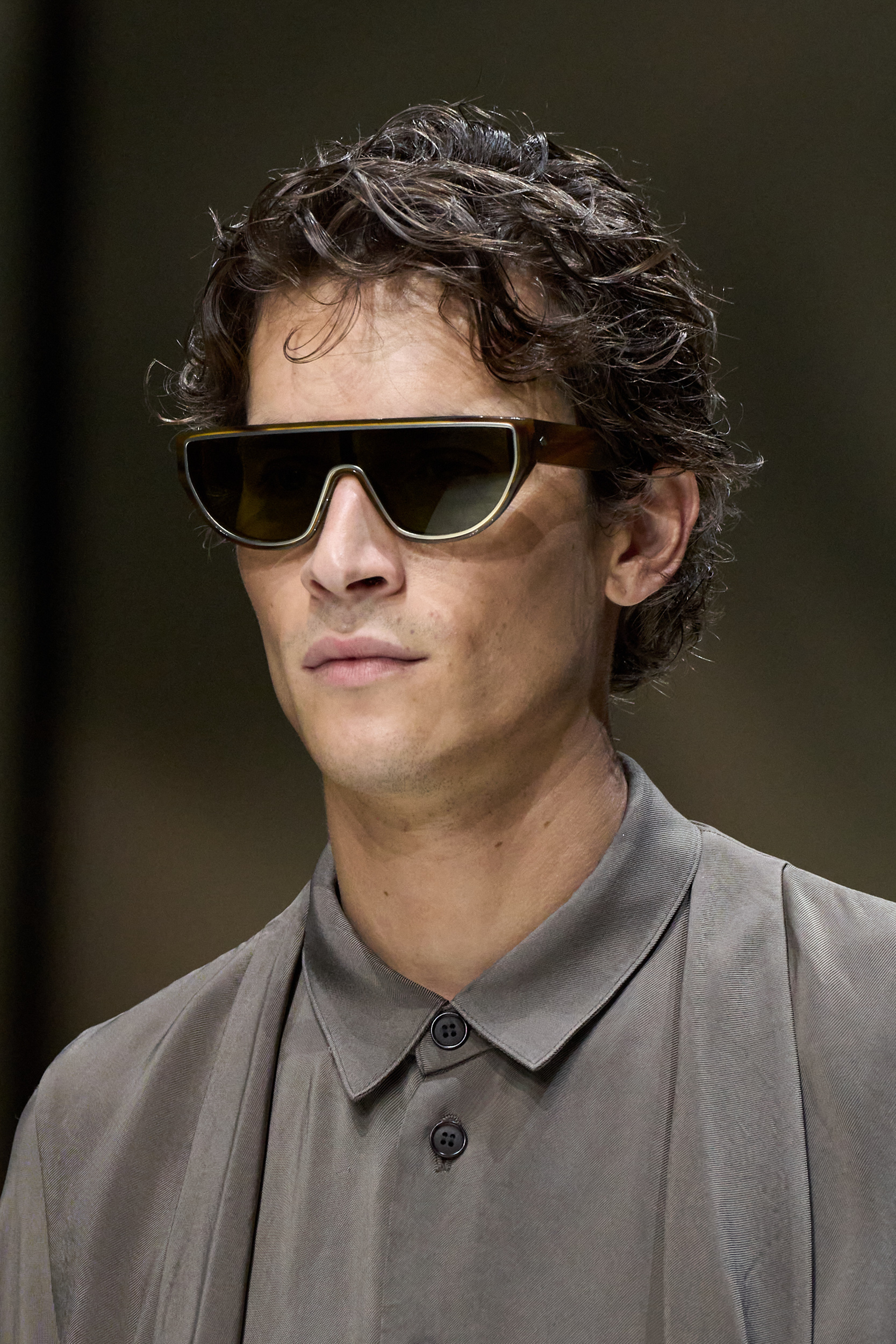 Armani Spring 2025 Men's Fashion Show Details The Impression