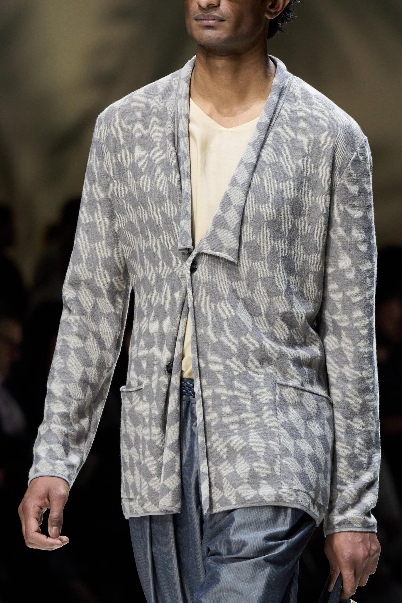 Giorgio Armani  Spring 2025 Men's Fashion Show Details