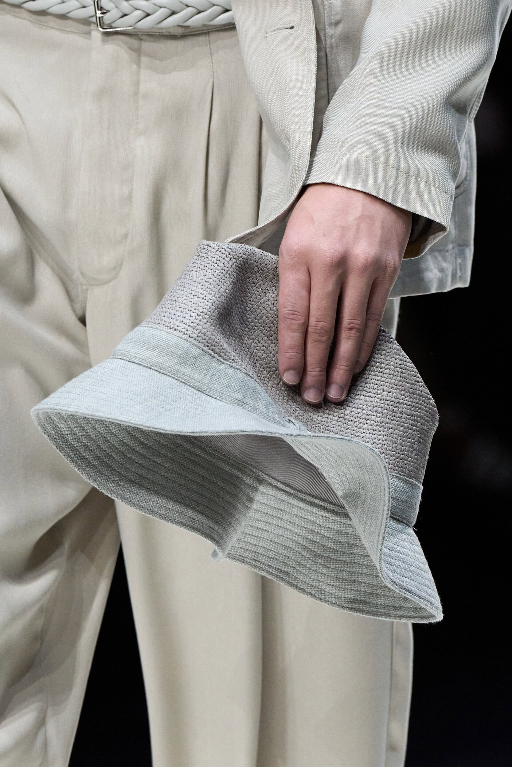 Giorgio Armani  Spring 2025 Men's Fashion Show Details