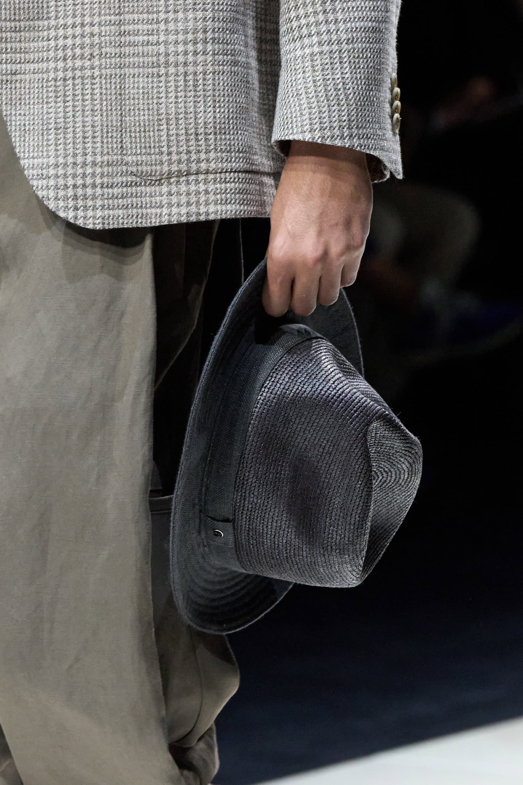 Giorgio Armani  Spring 2025 Men's Fashion Show Details