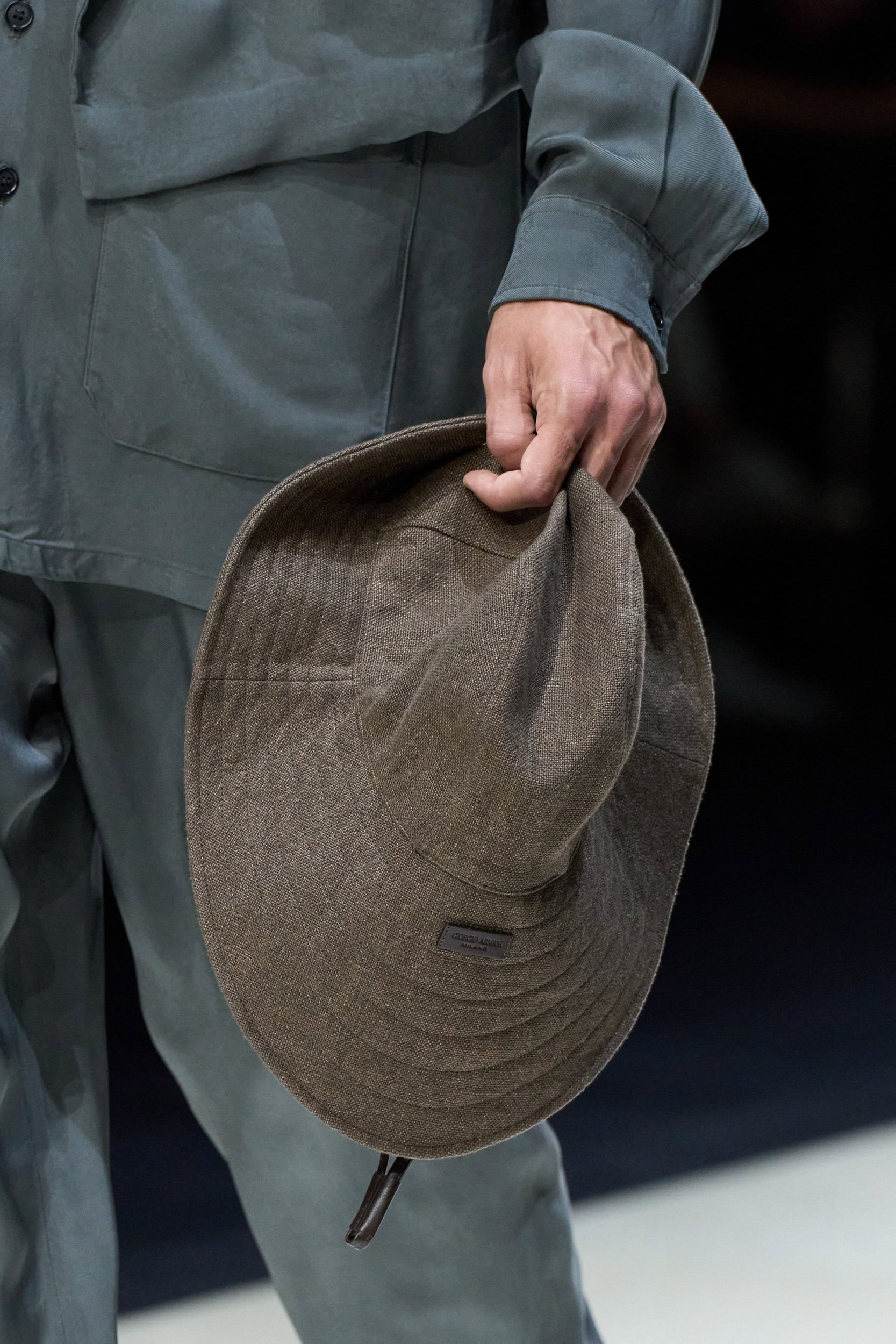 Giorgio Armani  Spring 2025 Men's Fashion Show Details