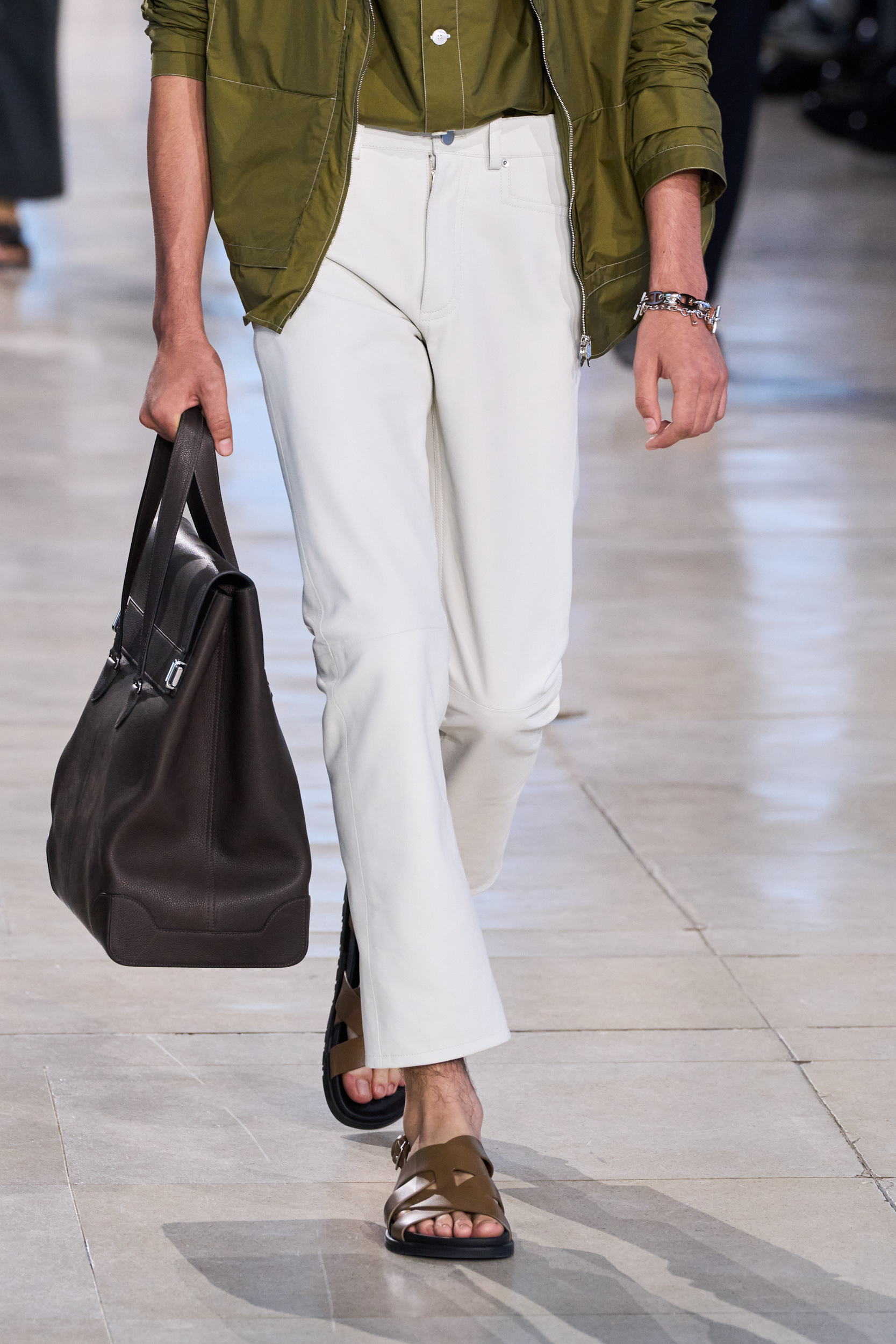 Hermes  Spring 2025 Men's Fashion Show Details