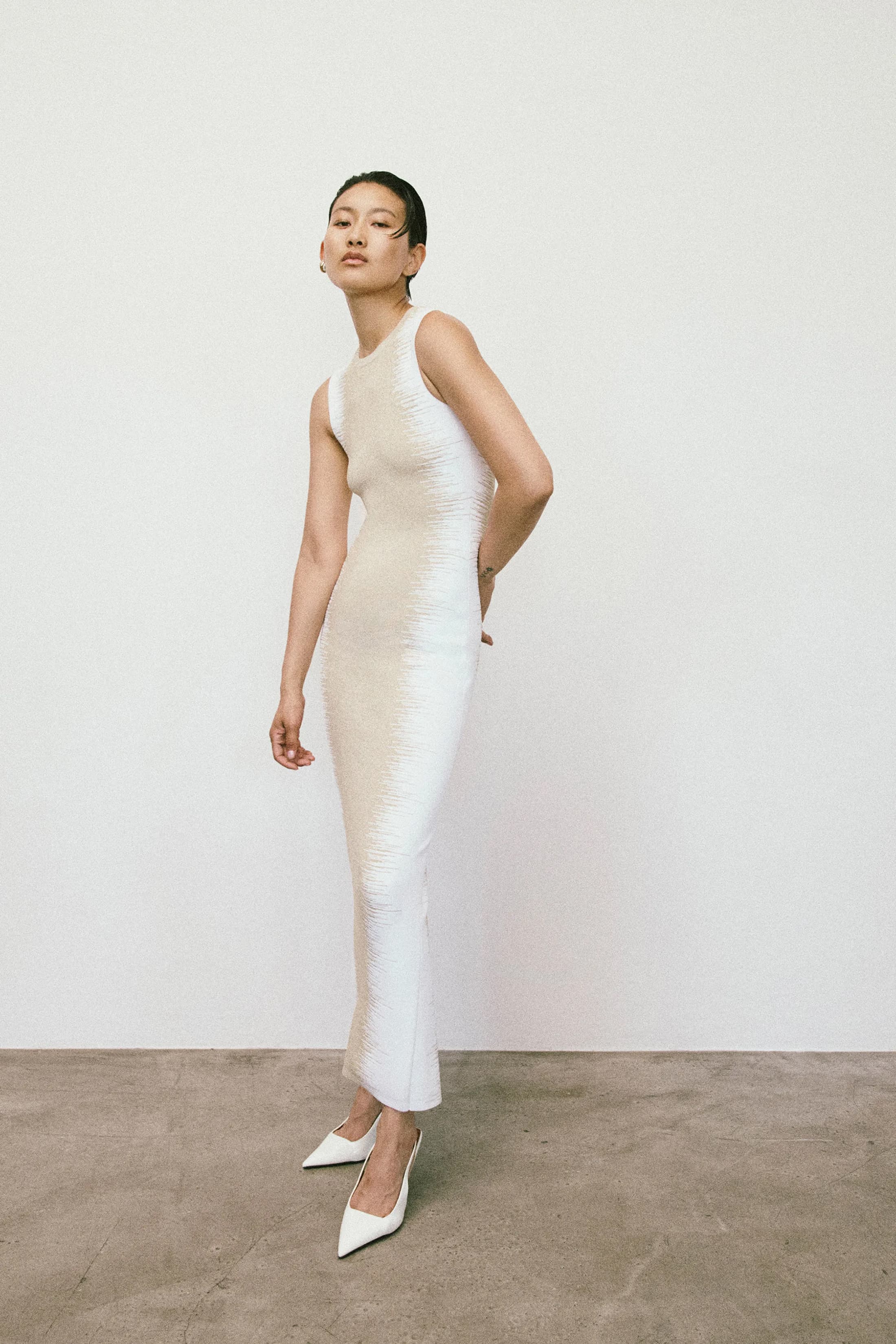 Herve Leger Resort 2025 Collection The Impression