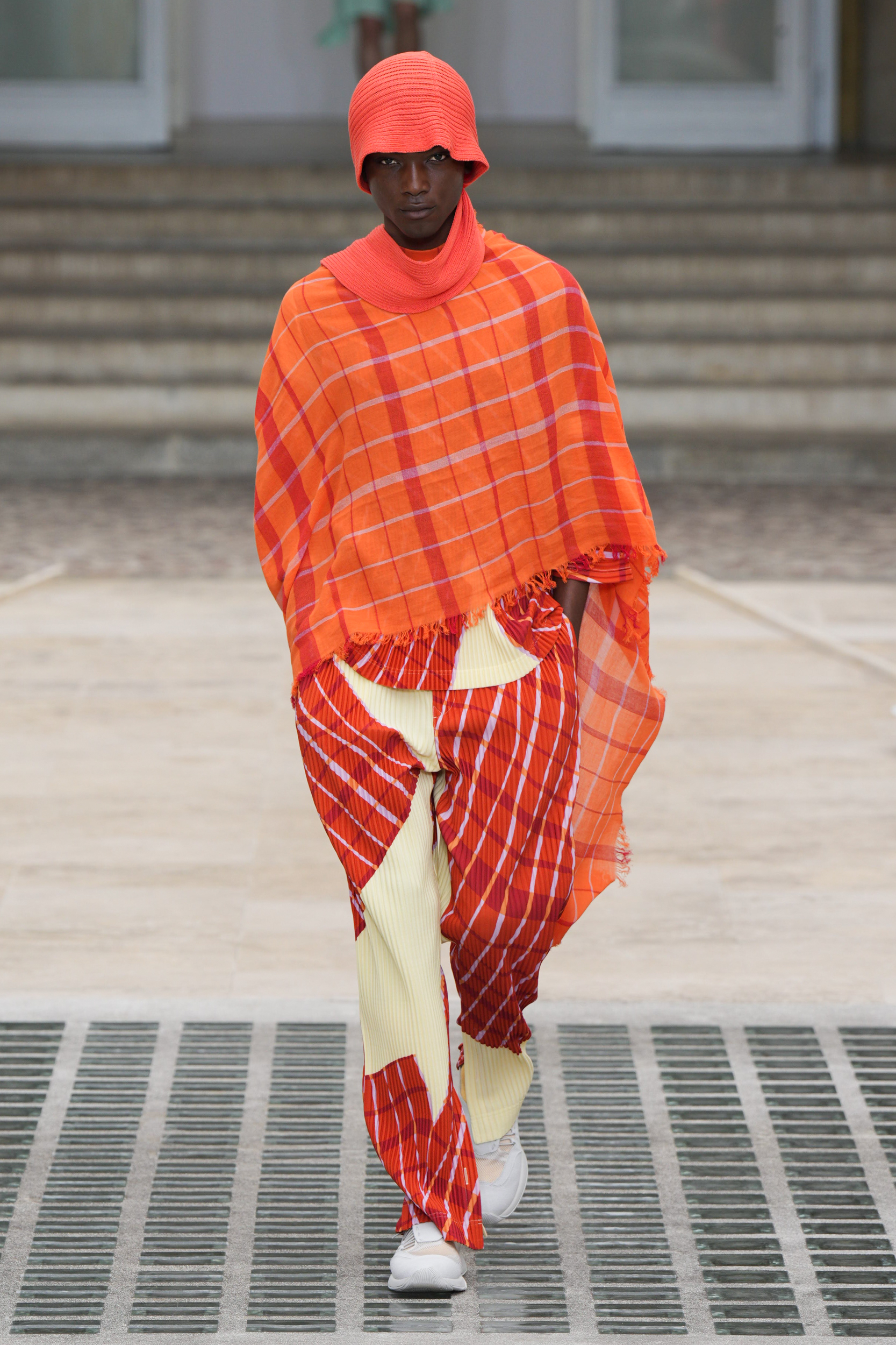 Homme Plisse Issey Miyake  Spring 2025 Men's Fashion Show