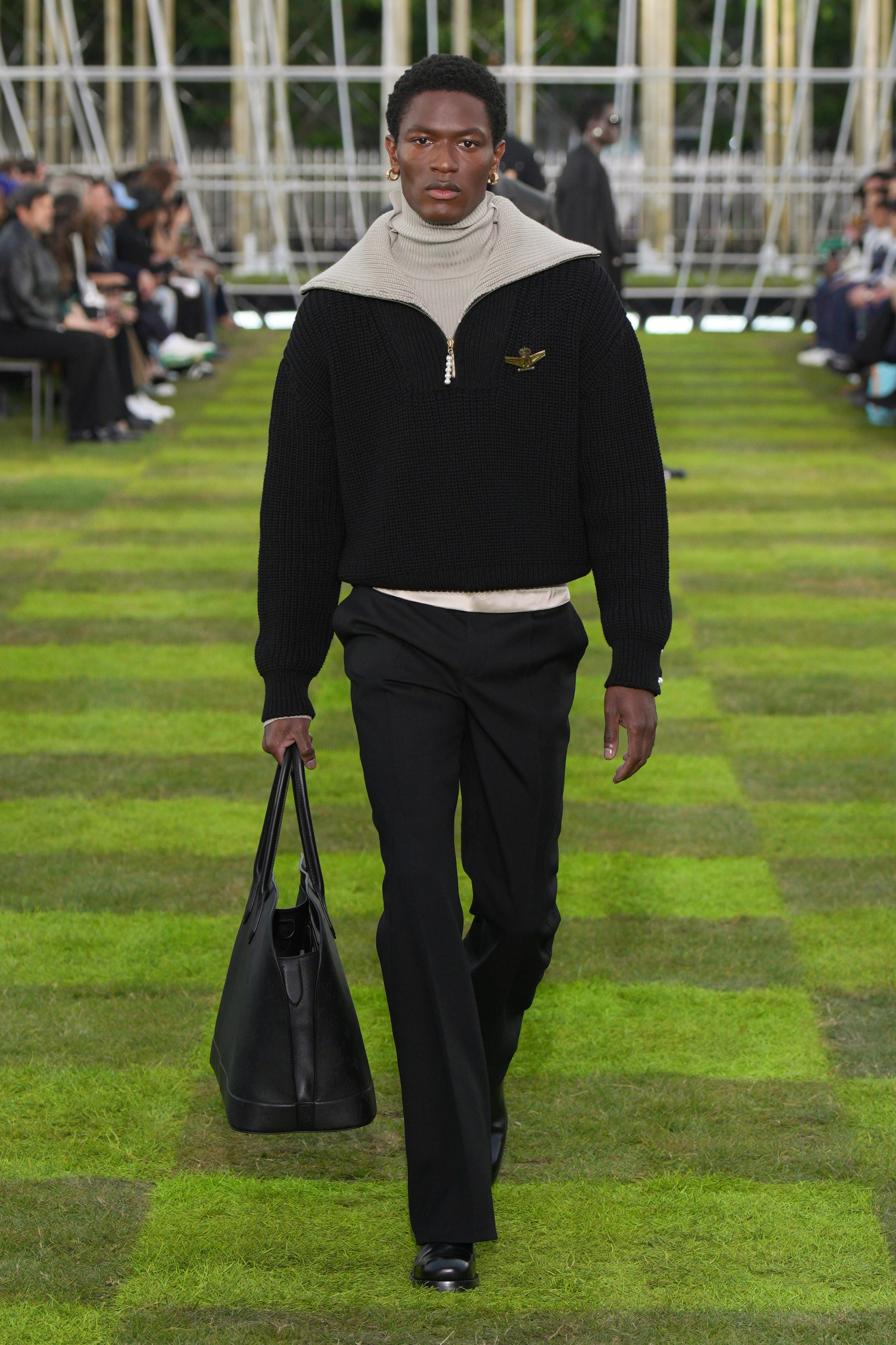 Louis Vuitton  Spring 2025 Men's Fashion Show