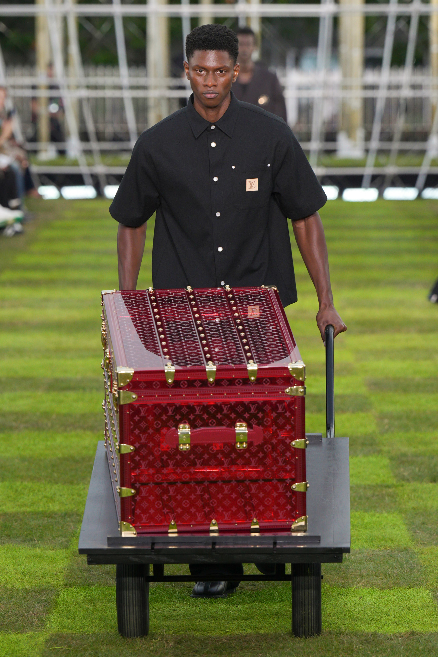 Louis Vuitton  Spring 2025 Men's Fashion Show