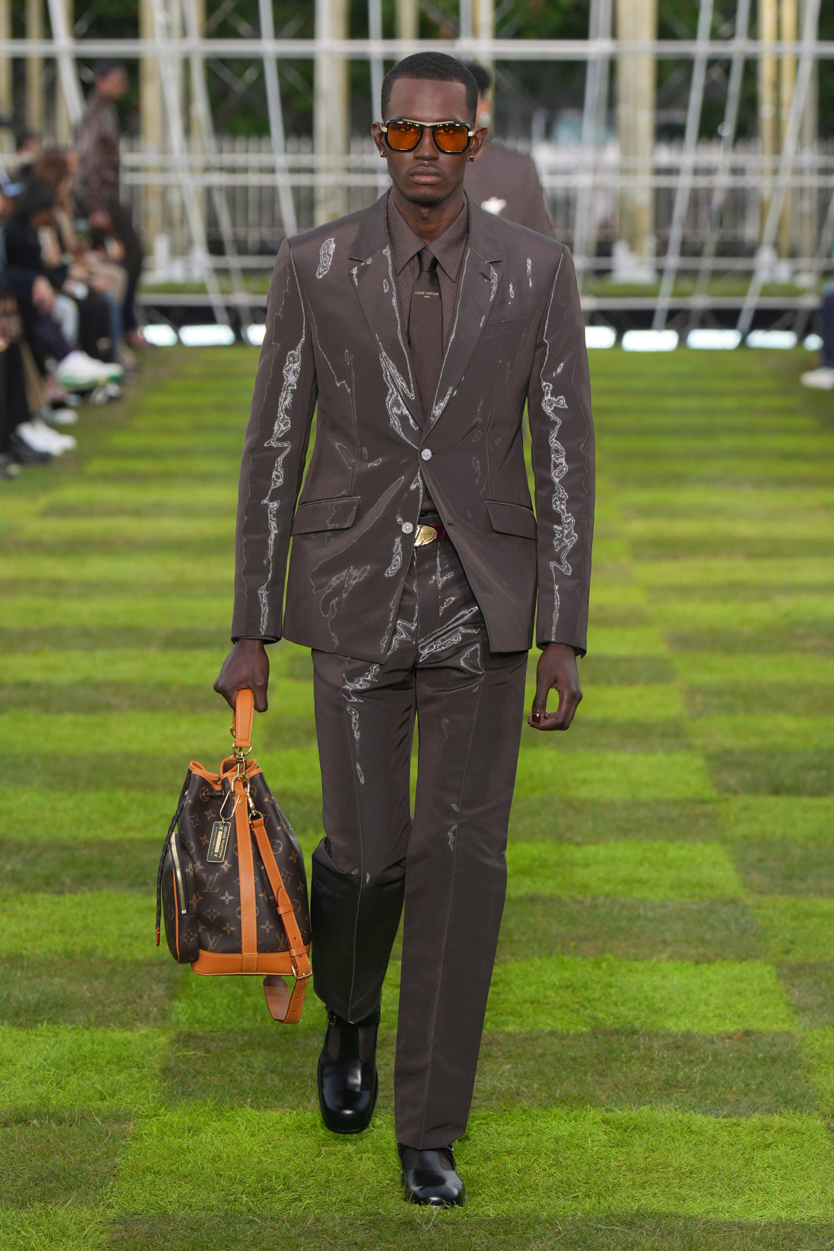 Louis Vuitton  Spring 2025 Men's Fashion Show