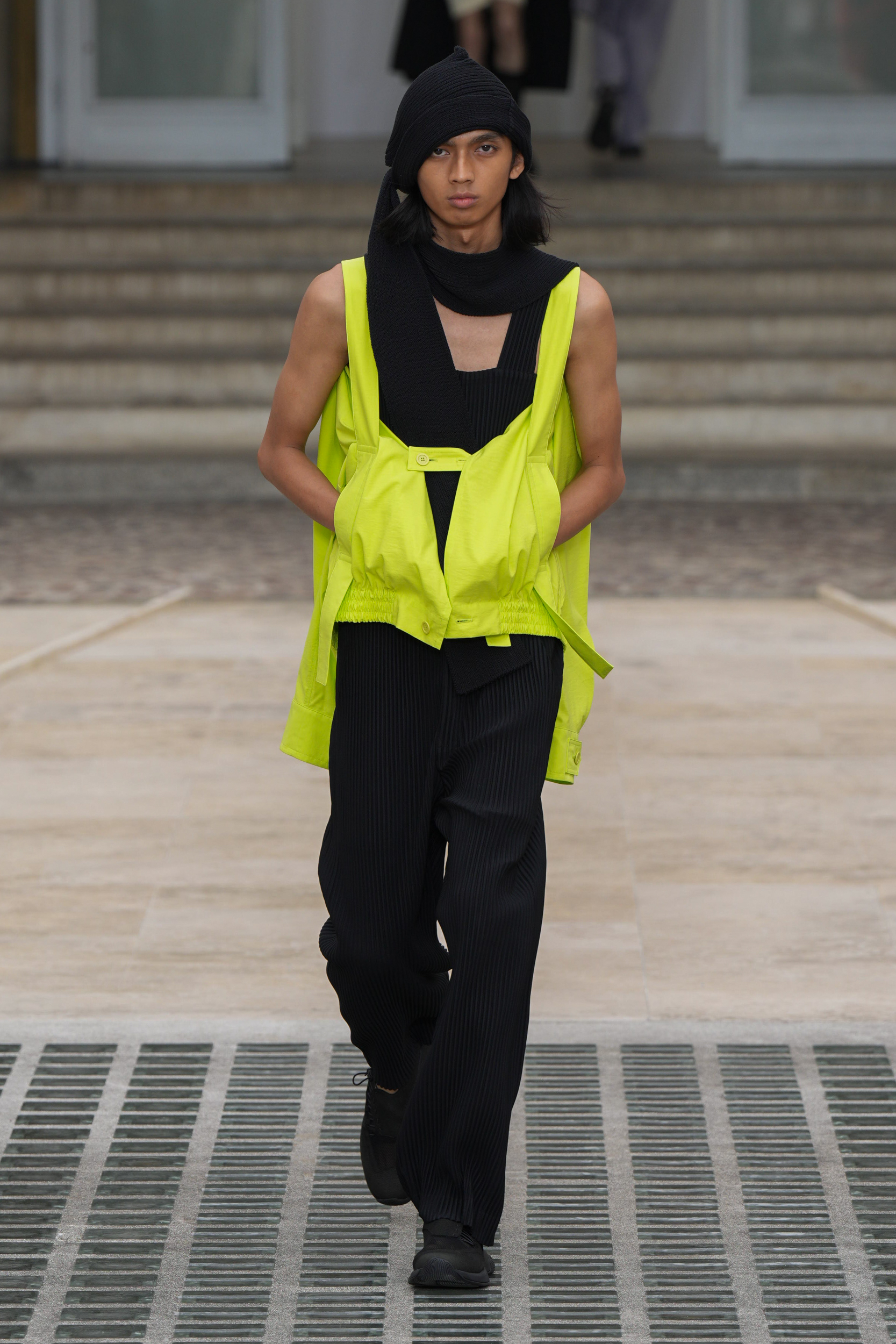 Homme Plisse Issey Miyake  Spring 2025 Men's Fashion Show