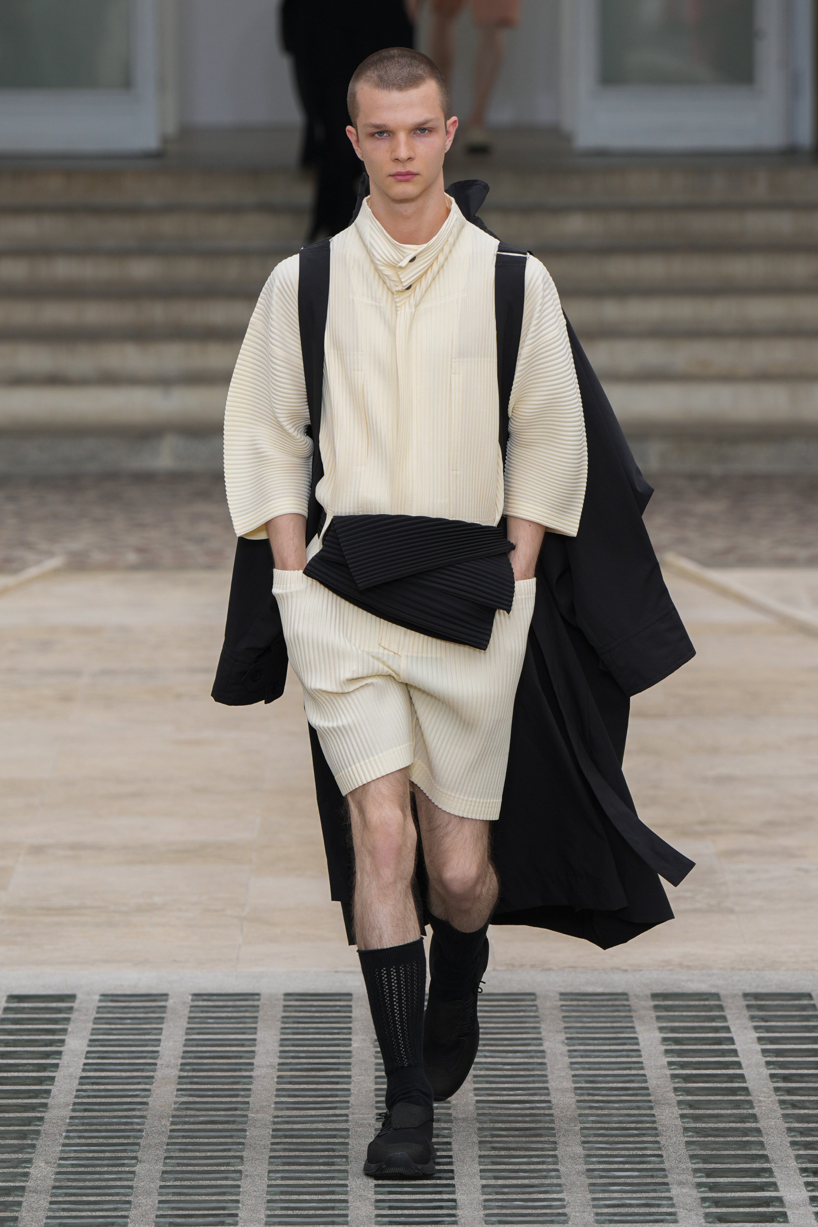 Homme Plisse Issey Miyake  Spring 2025 Men's Fashion Show