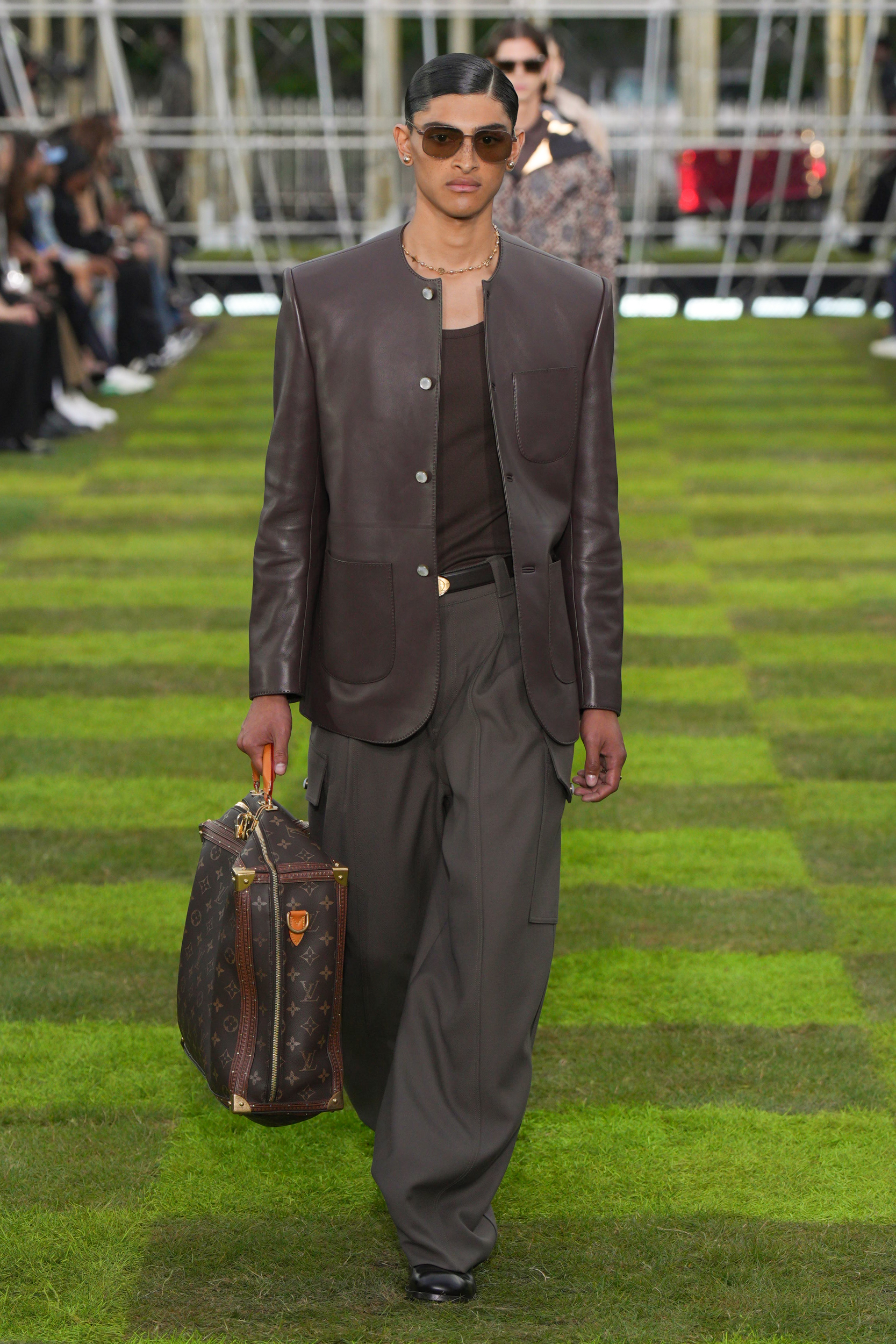 Louis Vuitton  Spring 2025 Men's Fashion Show