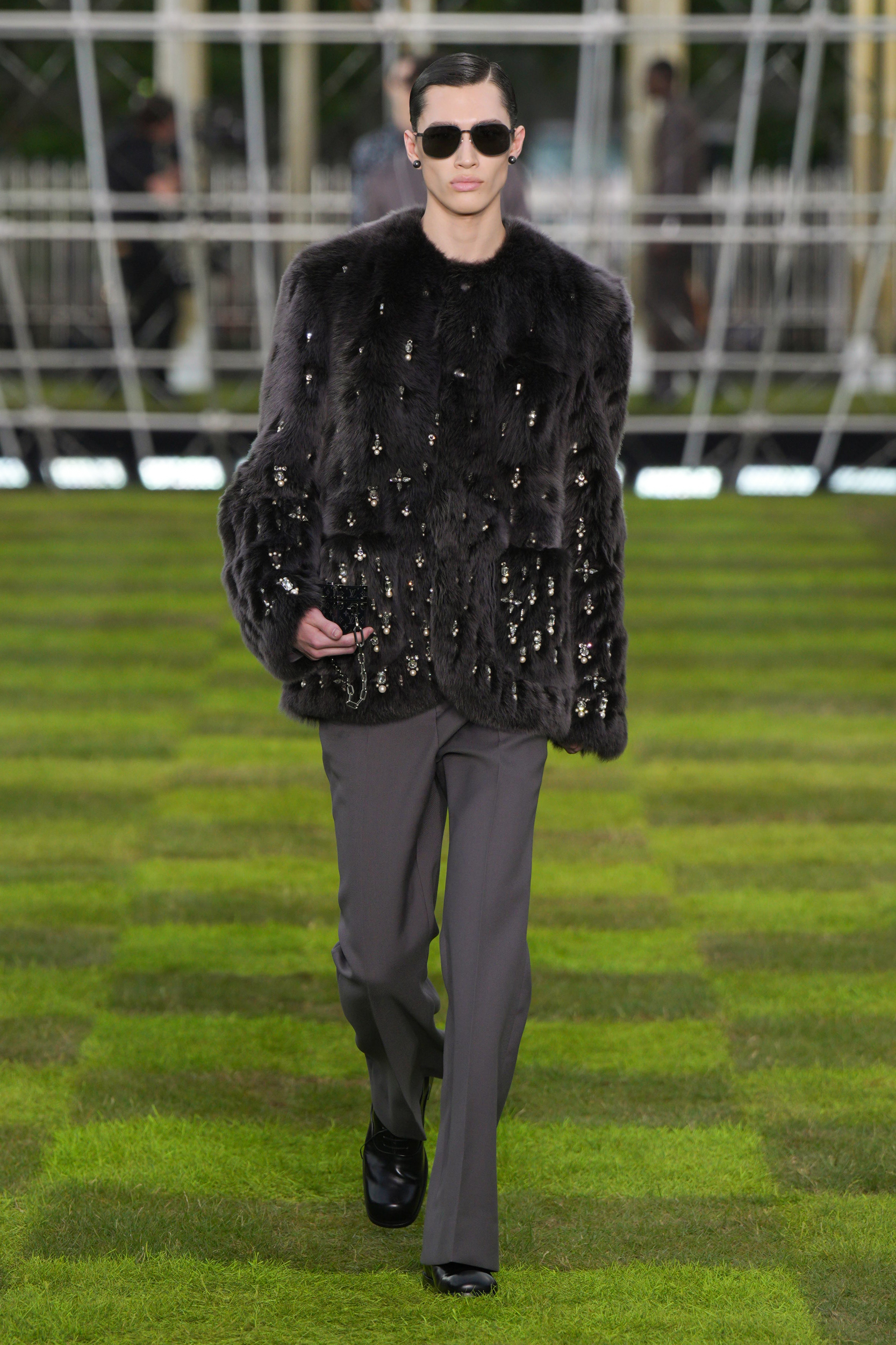 Louis Vuitton  Spring 2025 Men's Fashion Show