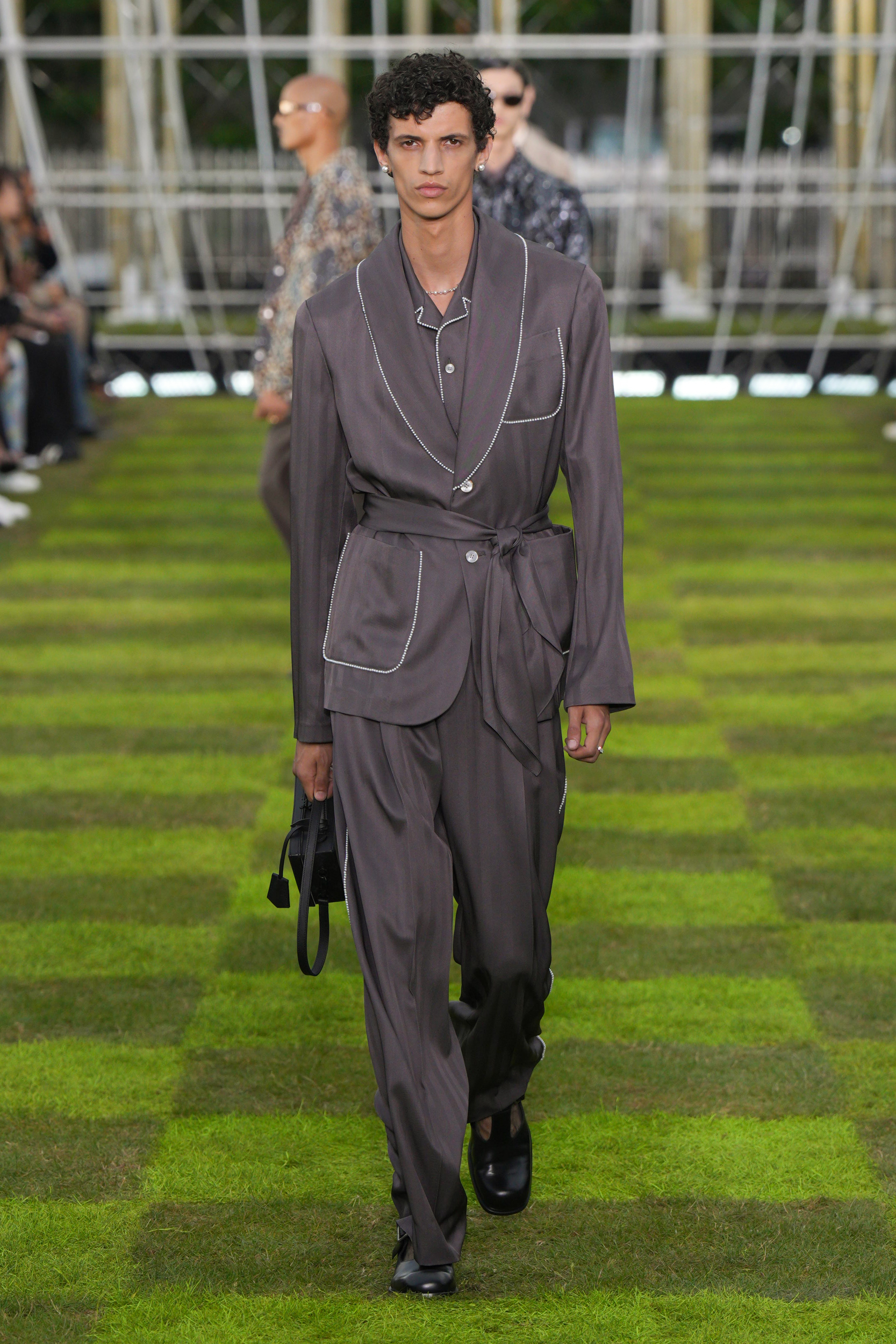 Louis Vuitton  Spring 2025 Men's Fashion Show