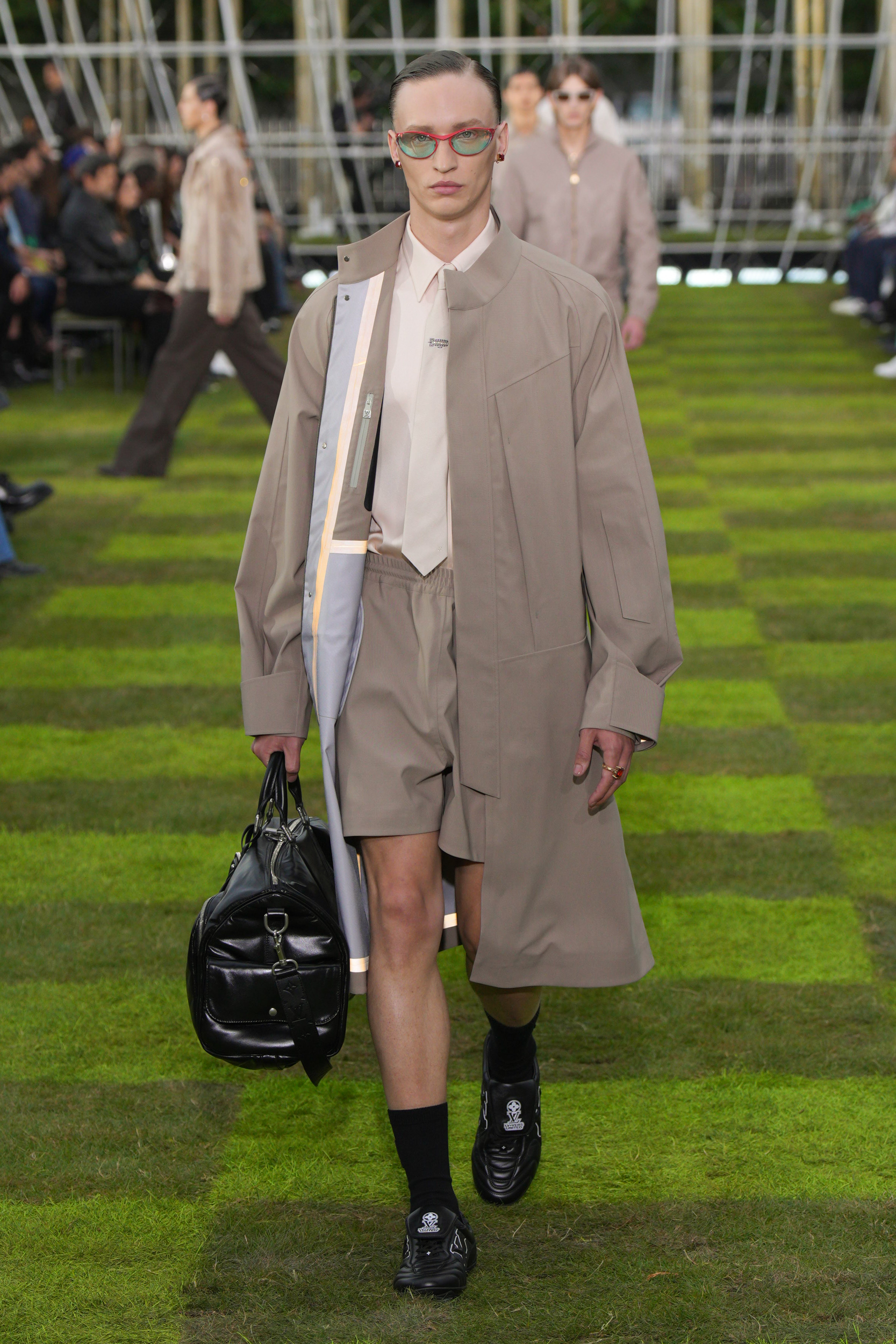 Louis Vuitton  Spring 2025 Men's Fashion Show