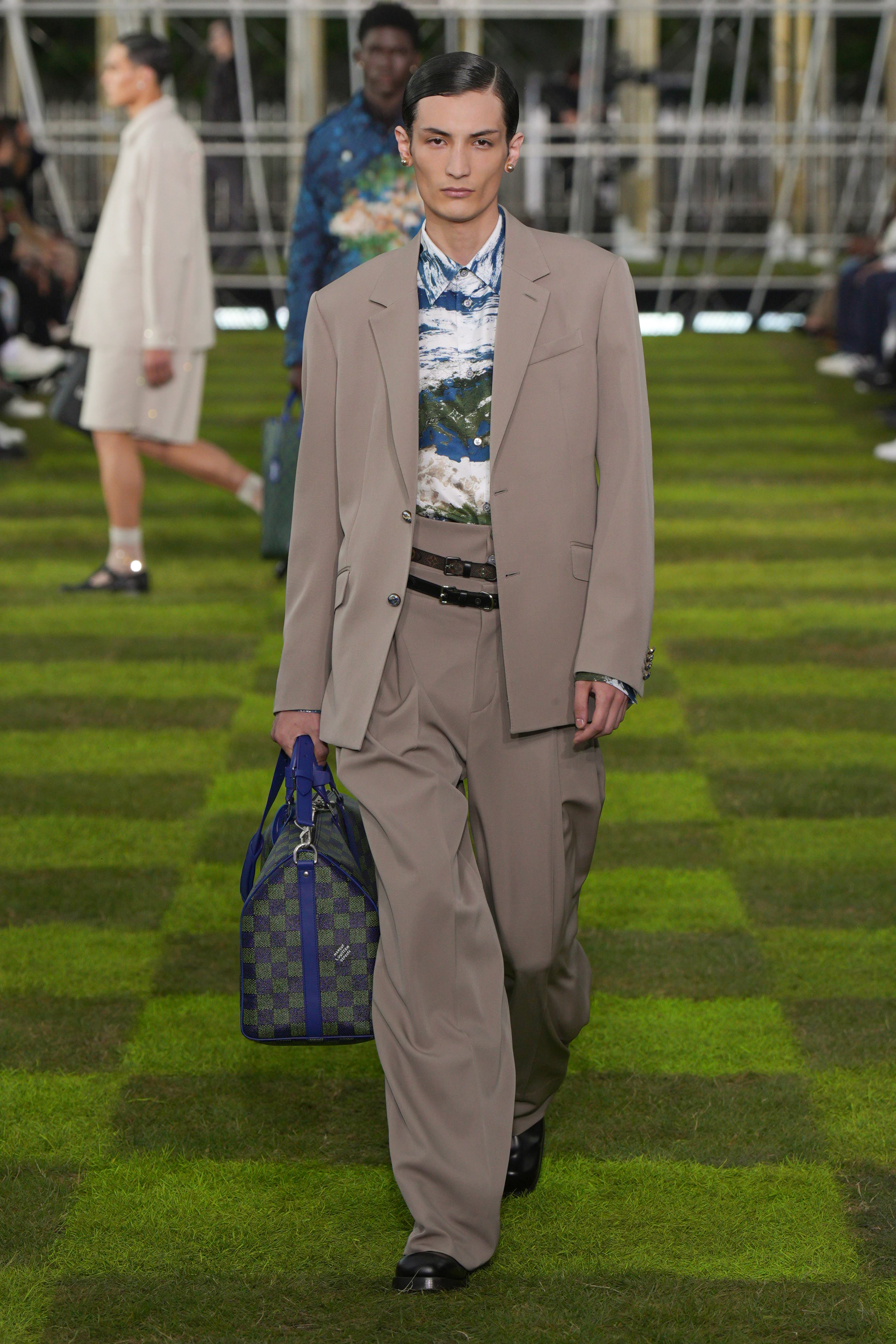 Louis Vuitton  Spring 2025 Men's Fashion Show