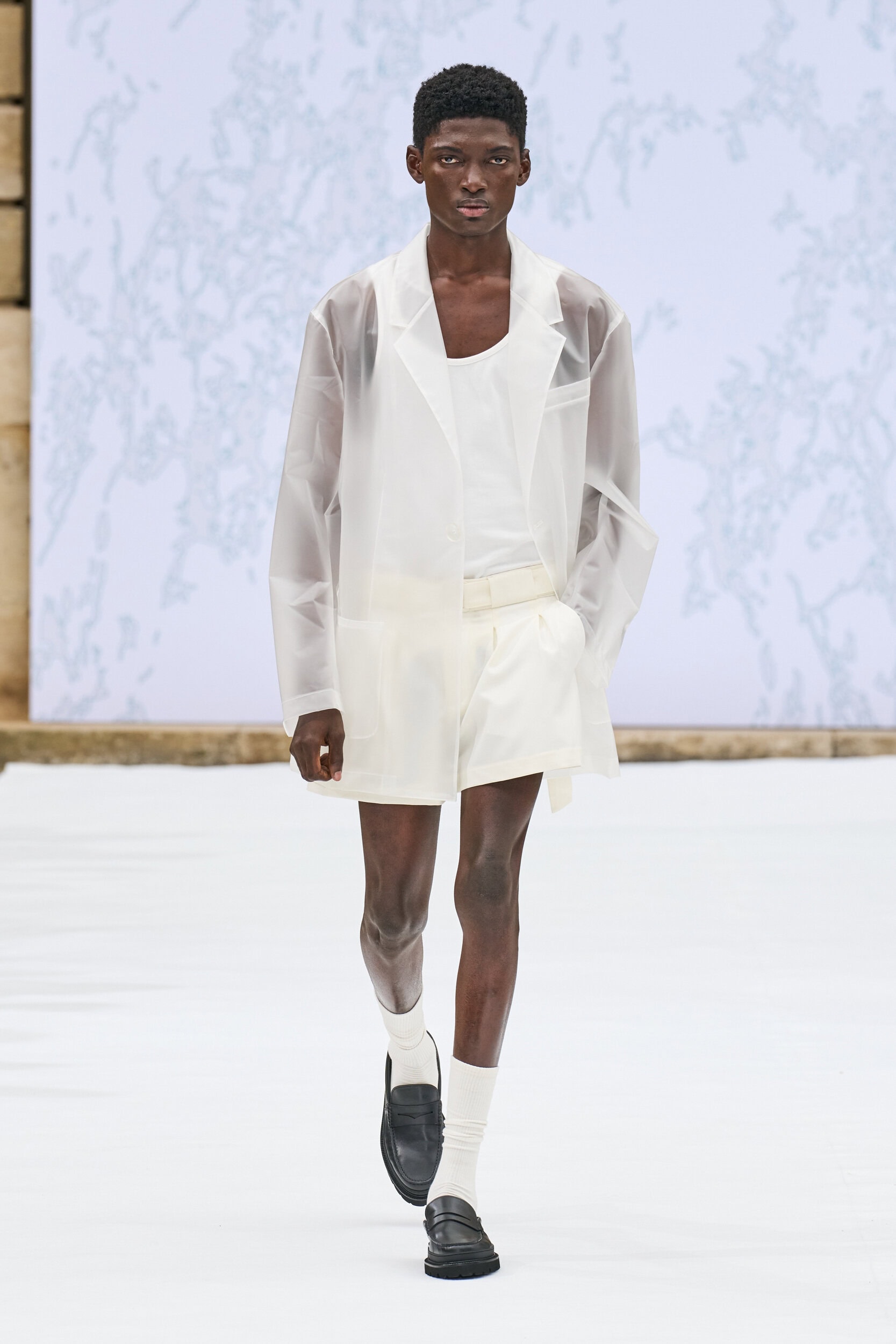 Joeone  Spring 2025 Men's Fashion Show