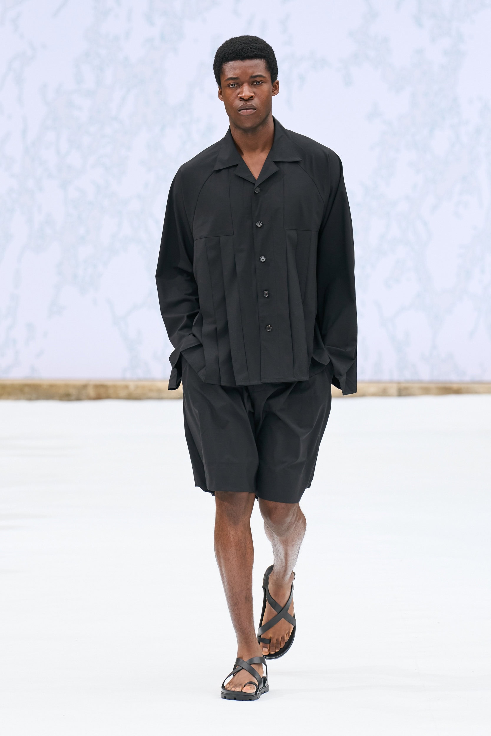 Joeone  Spring 2025 Men's Fashion Show