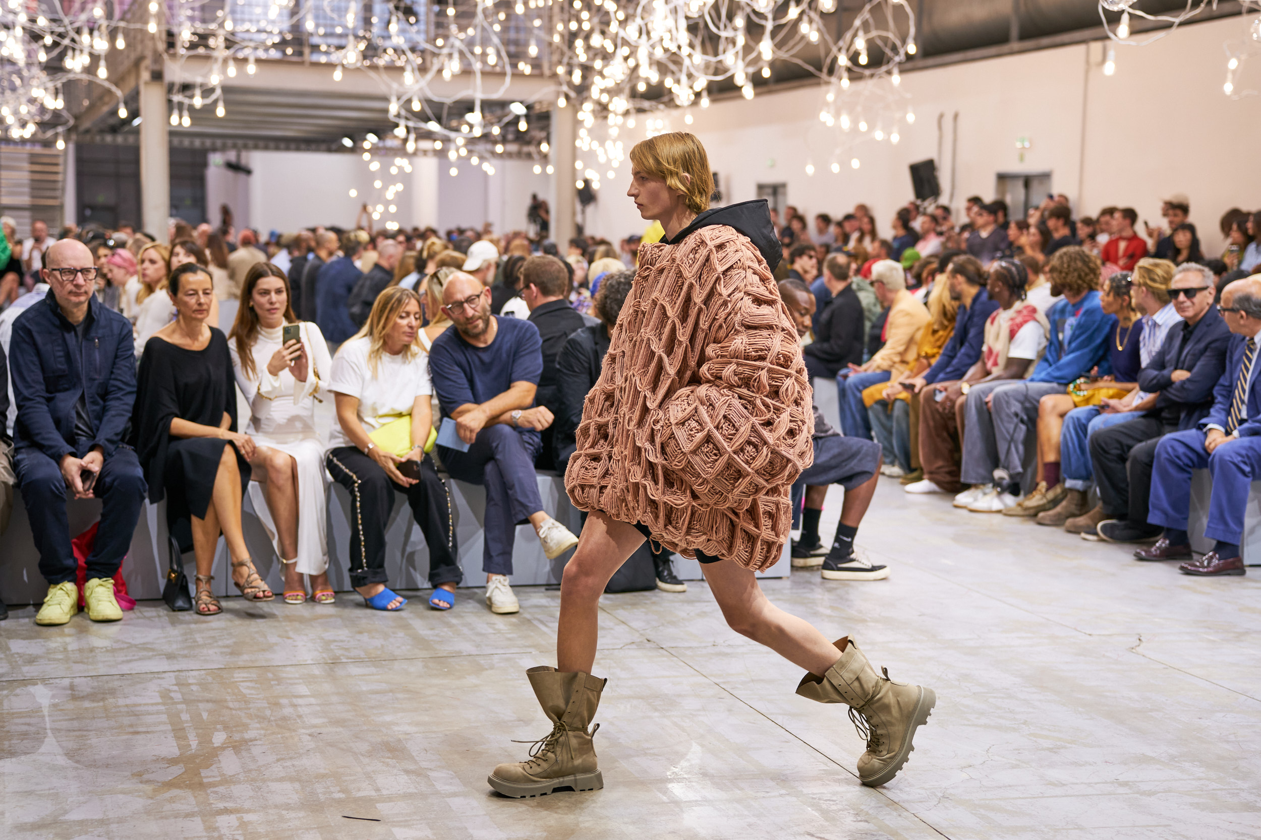 Jw Anderson  Spring 2025 Men's Fashion Show Atmosphere