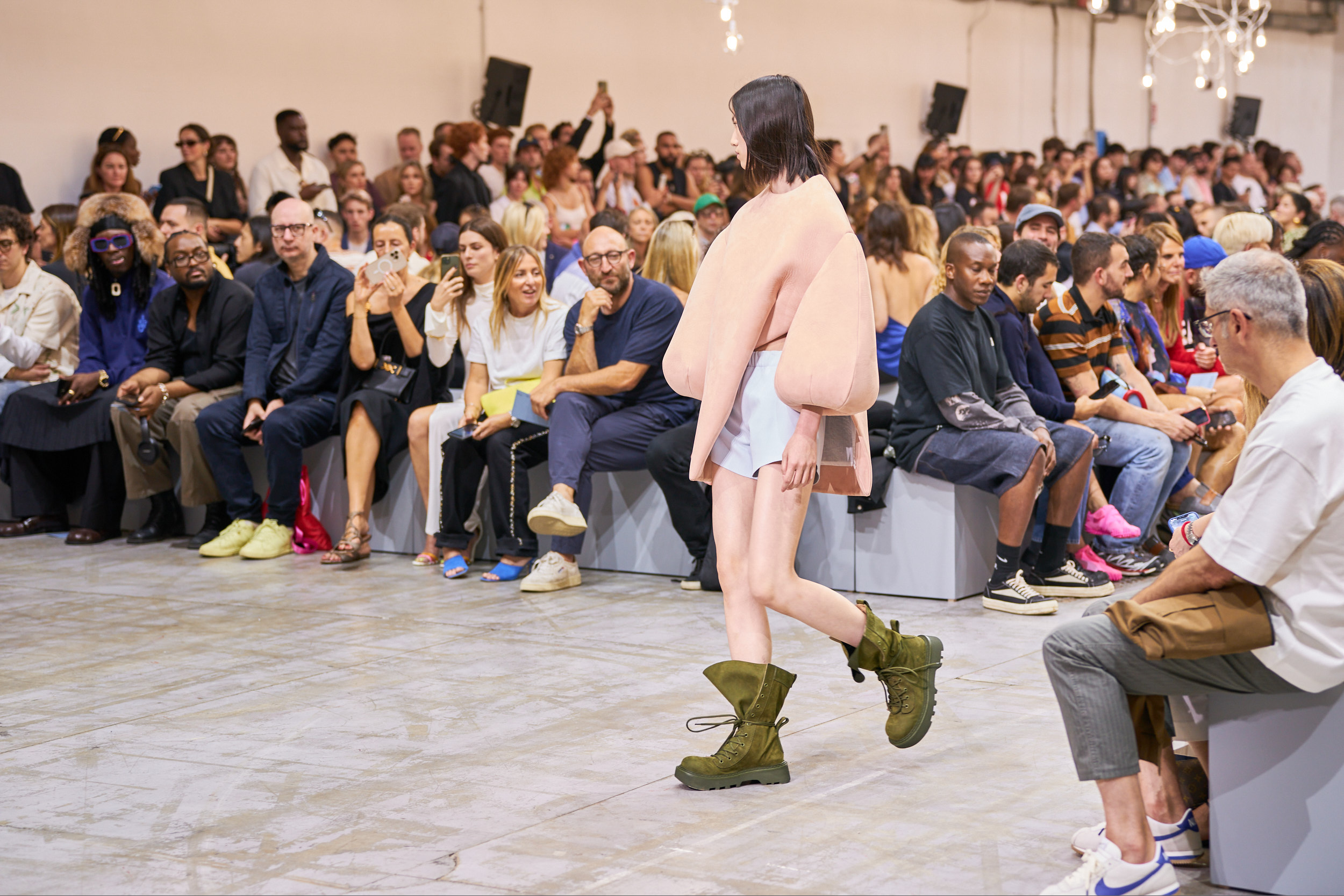 Jw Anderson  Spring 2025 Men's Fashion Show Atmosphere