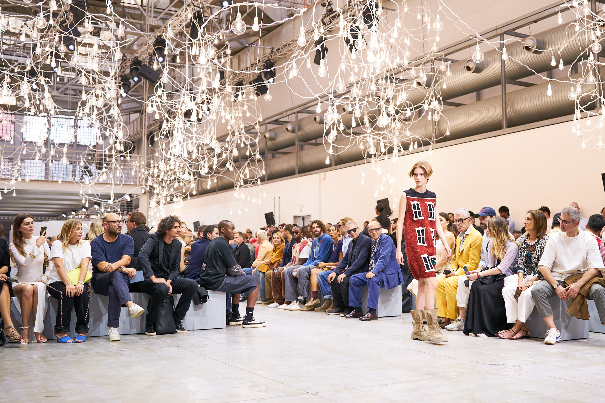 Jw Anderson  Spring 2025 Men's Fashion Show Atmosphere