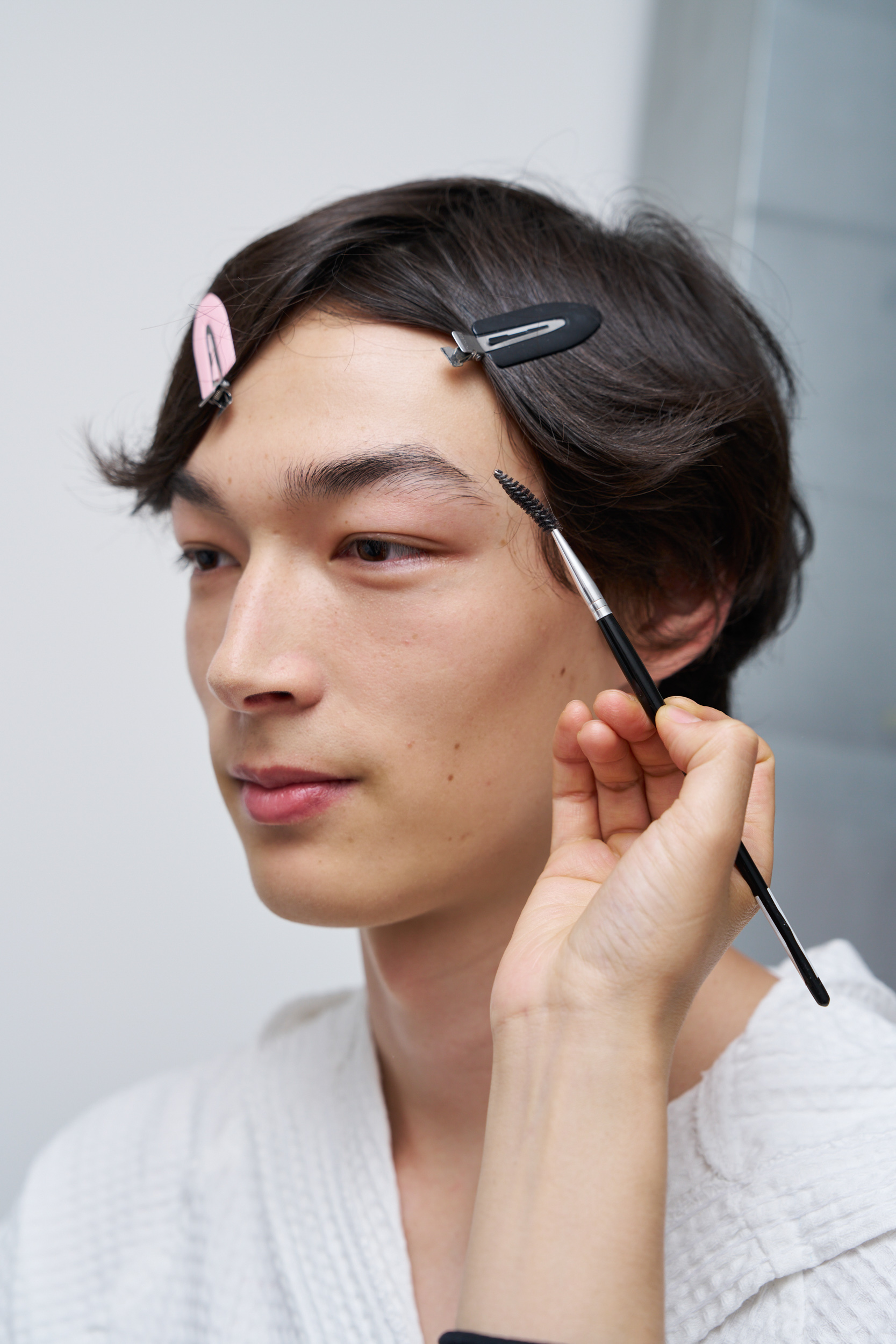 Jw Anderson  Spring 2025 Men's Fashion Show Backstage