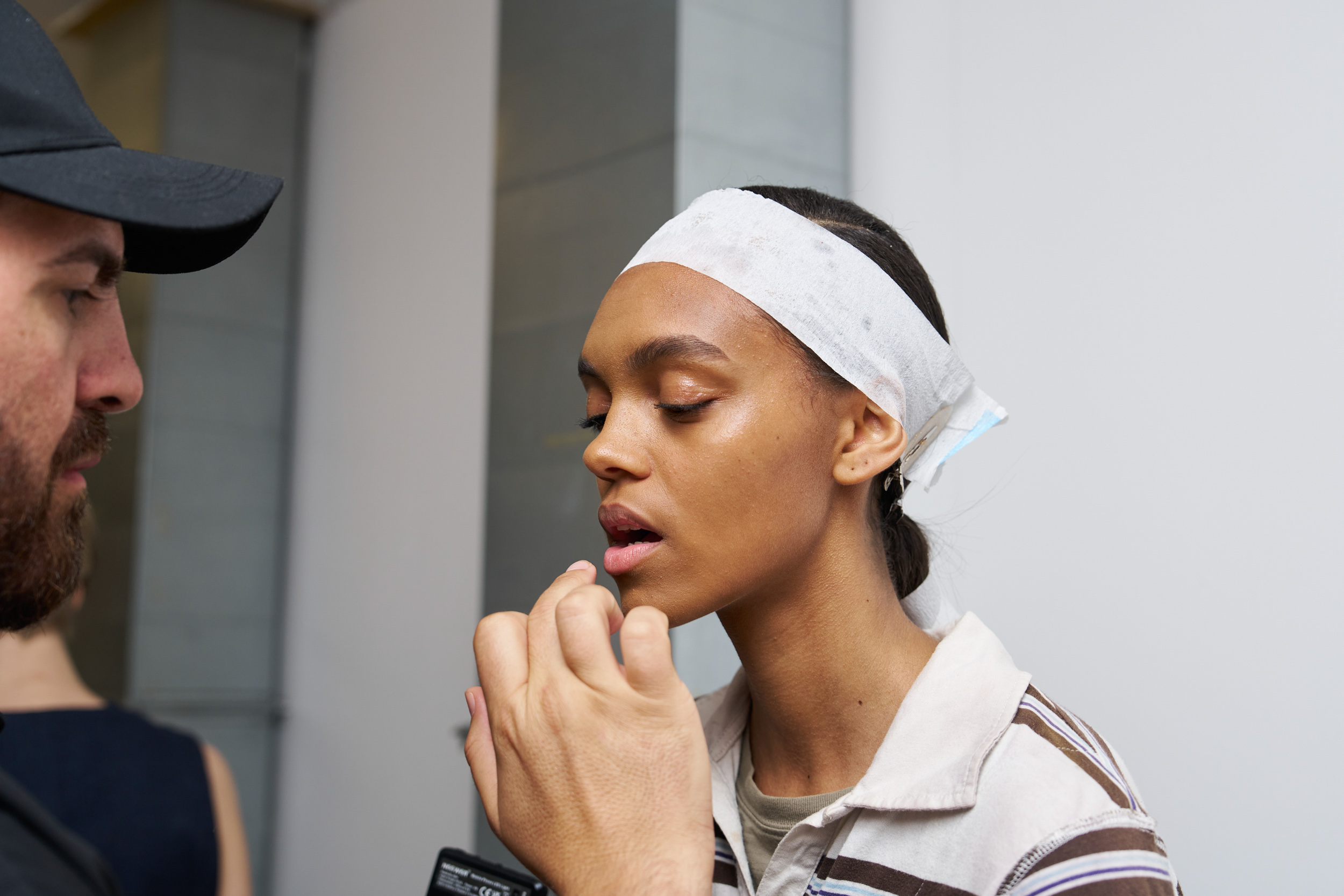 Jw Anderson  Spring 2025 Men's Fashion Show Backstage