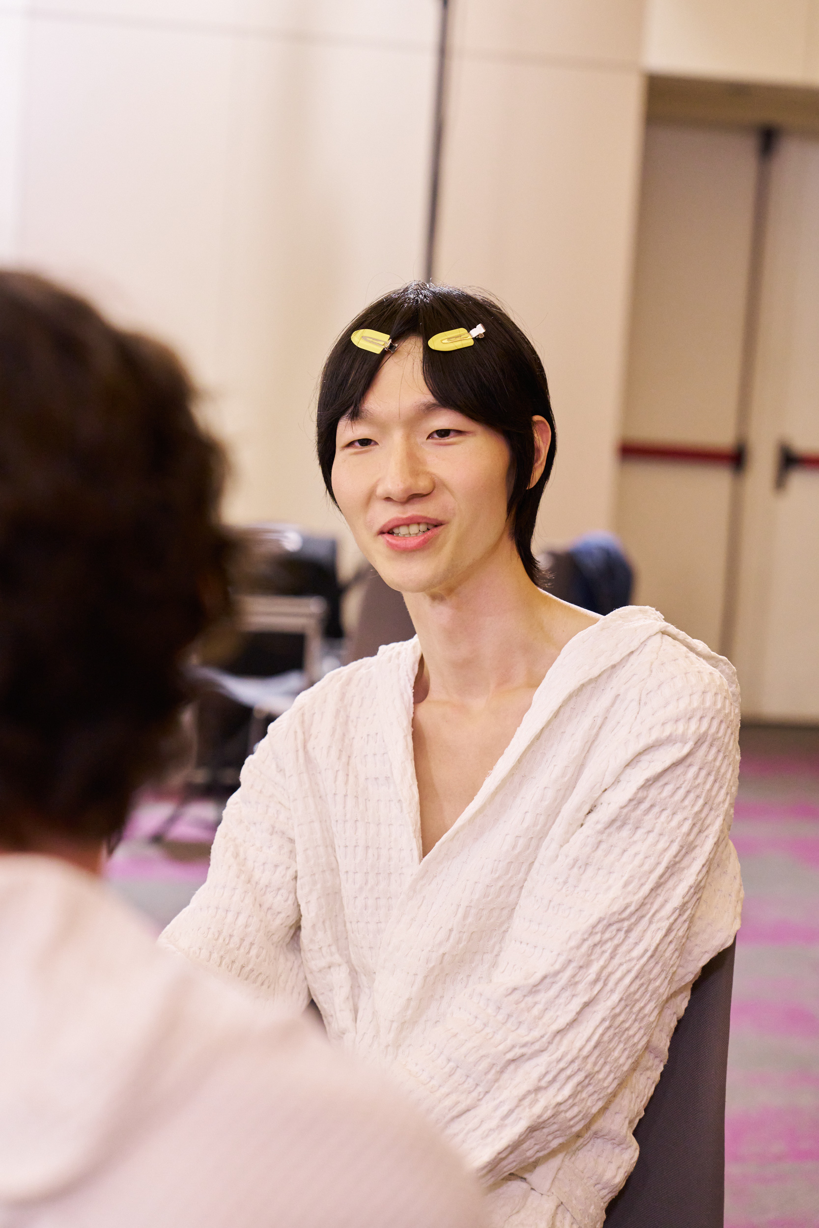 Jw Anderson  Spring 2025 Men's Fashion Show Backstage