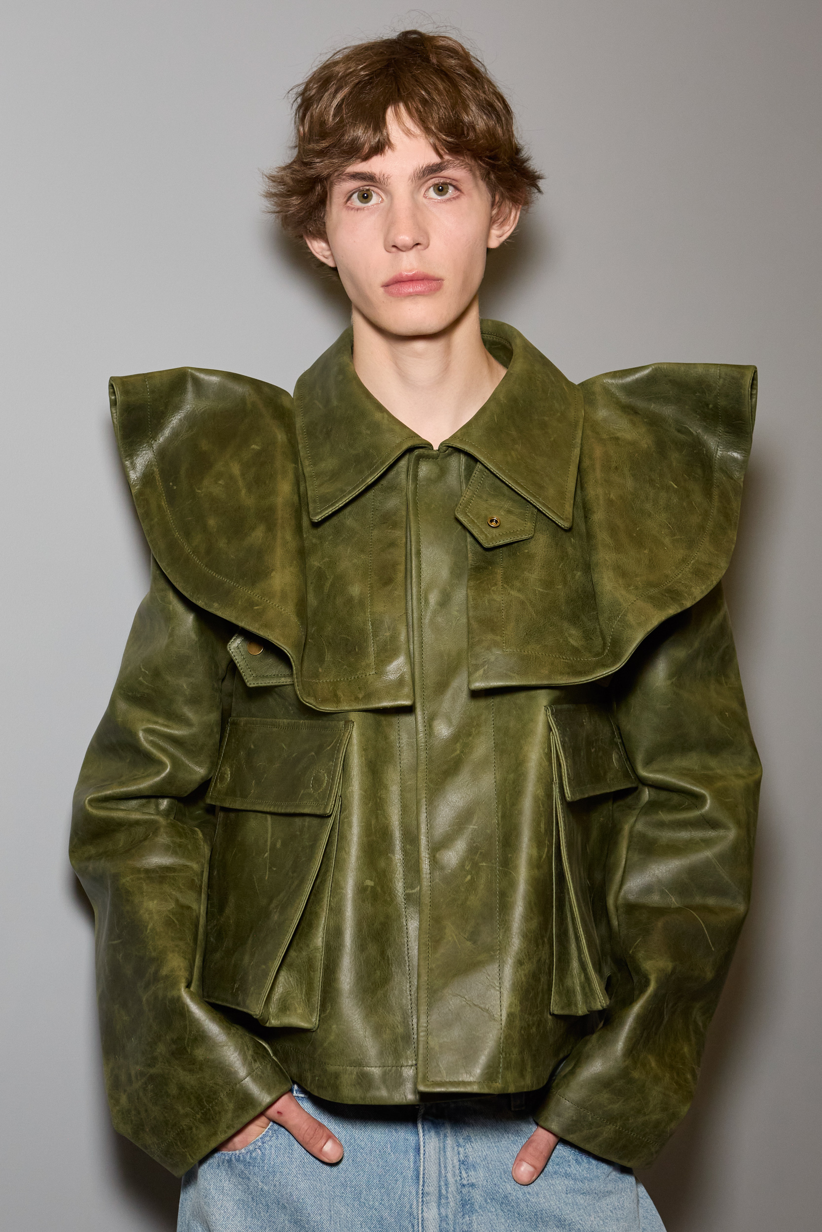 Jw Anderson  Spring 2025 Men's Fashion Show Backstage